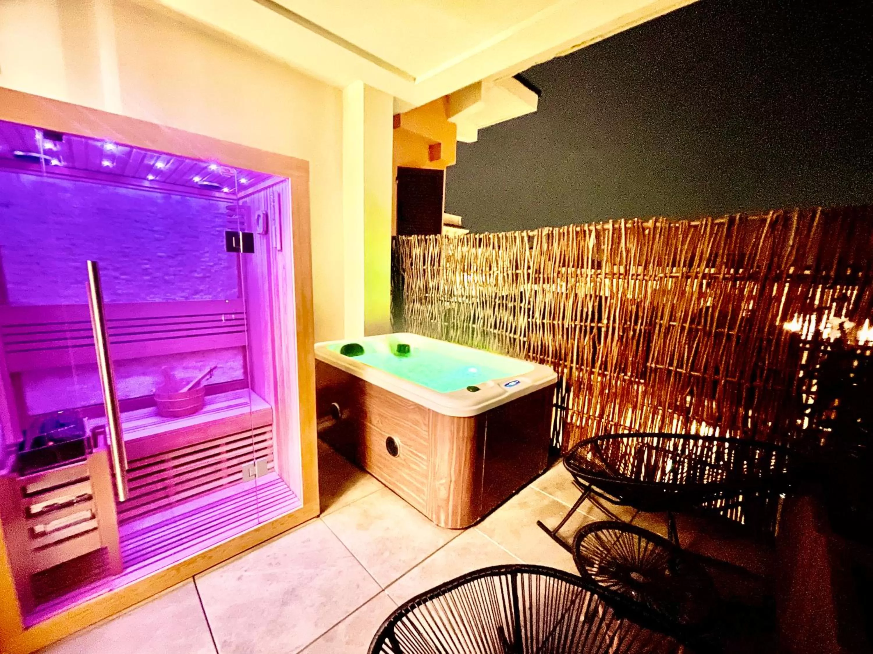 Hot Tub in Grand Hotel San Lorenzo