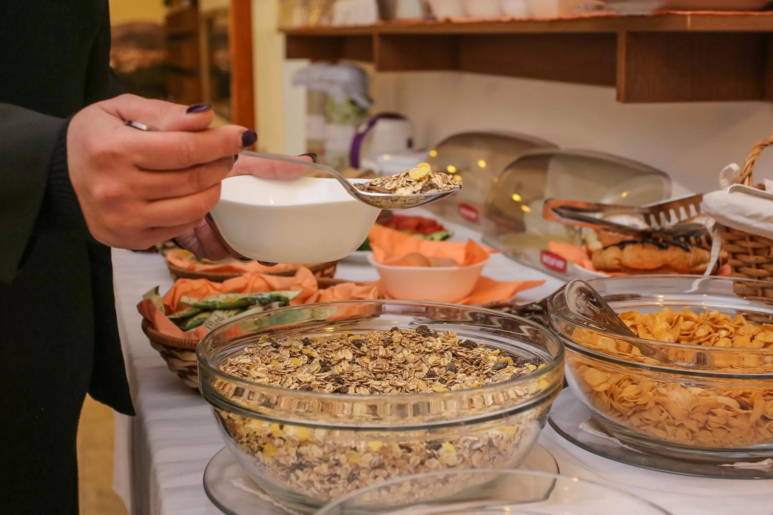 Continental breakfast in Hotel Hana