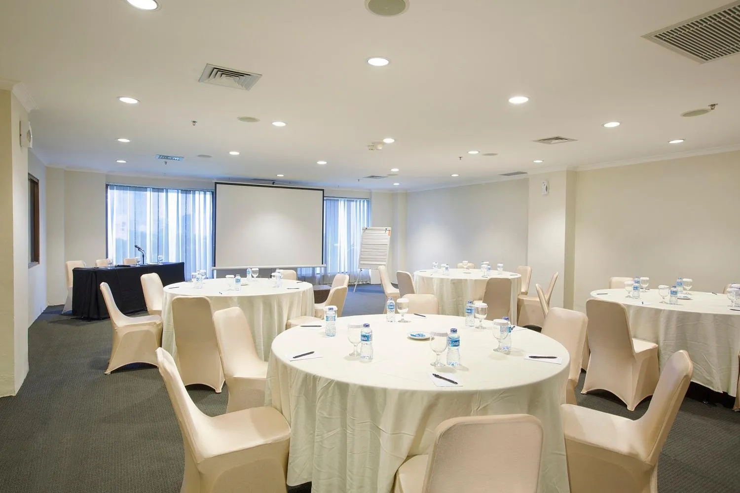 Business facilities in Royal Kuningan
