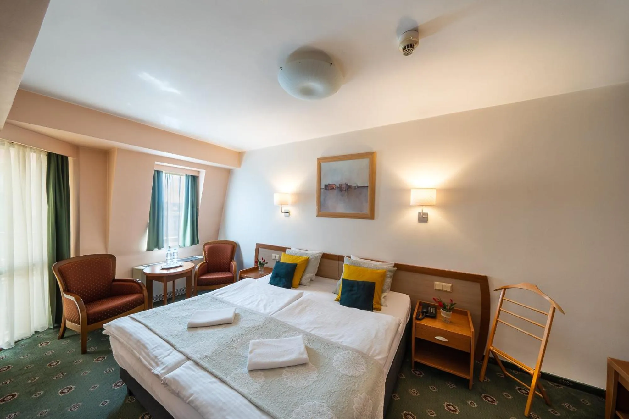 Bed in Hotel Secesja