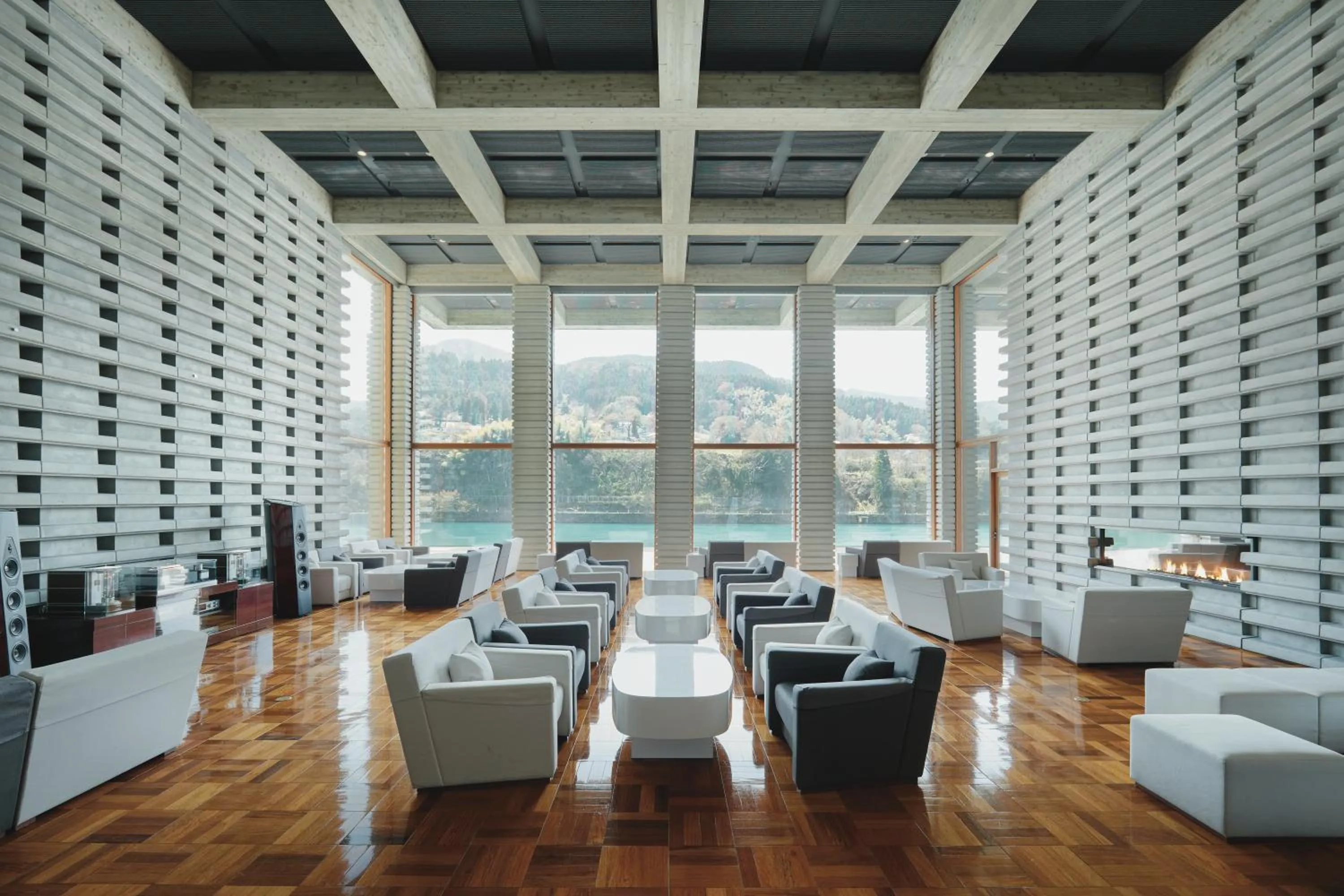 River Retreat Garaku