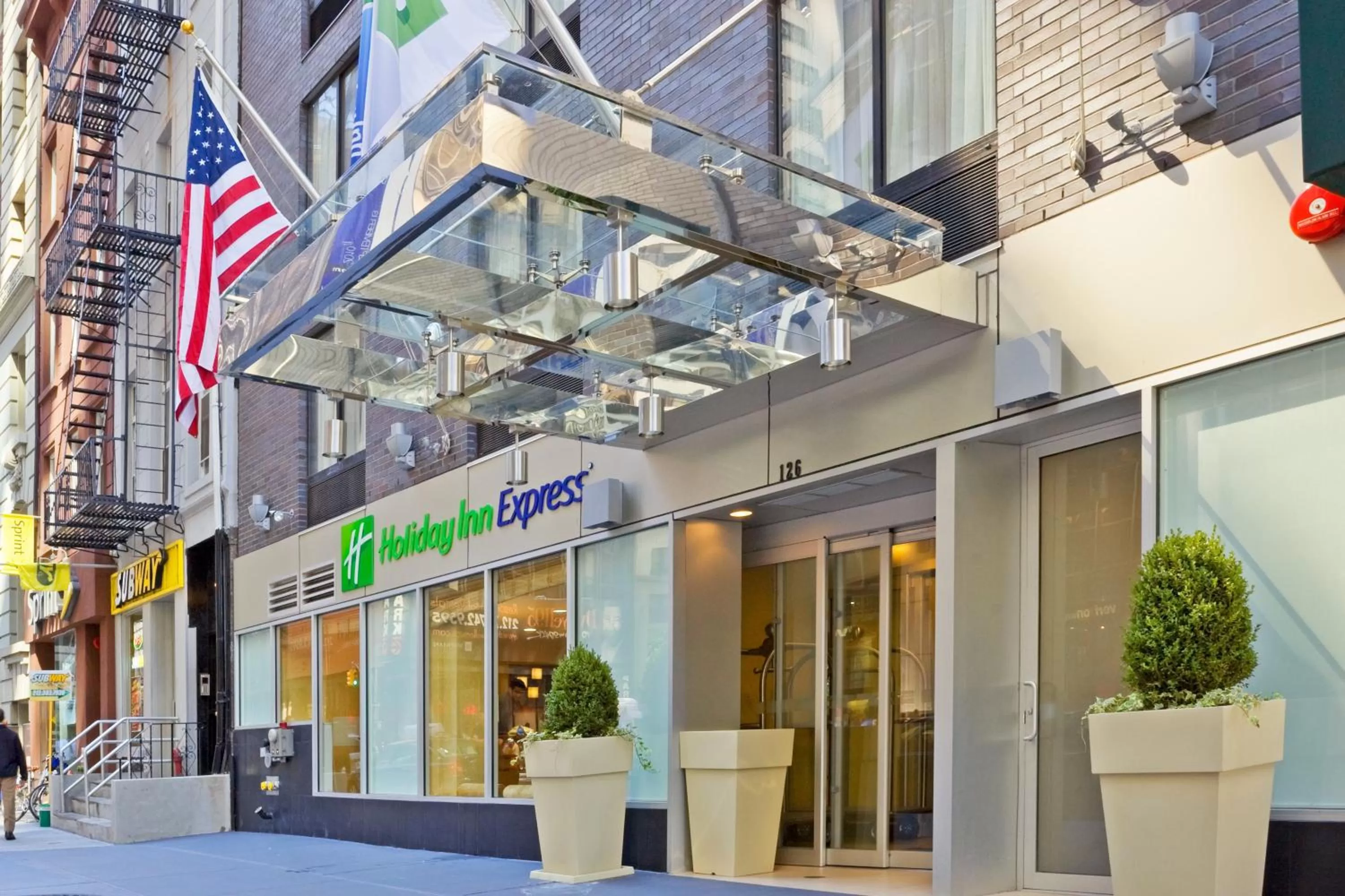 Property building in Holiday Inn Express - Wall Street by IHG
