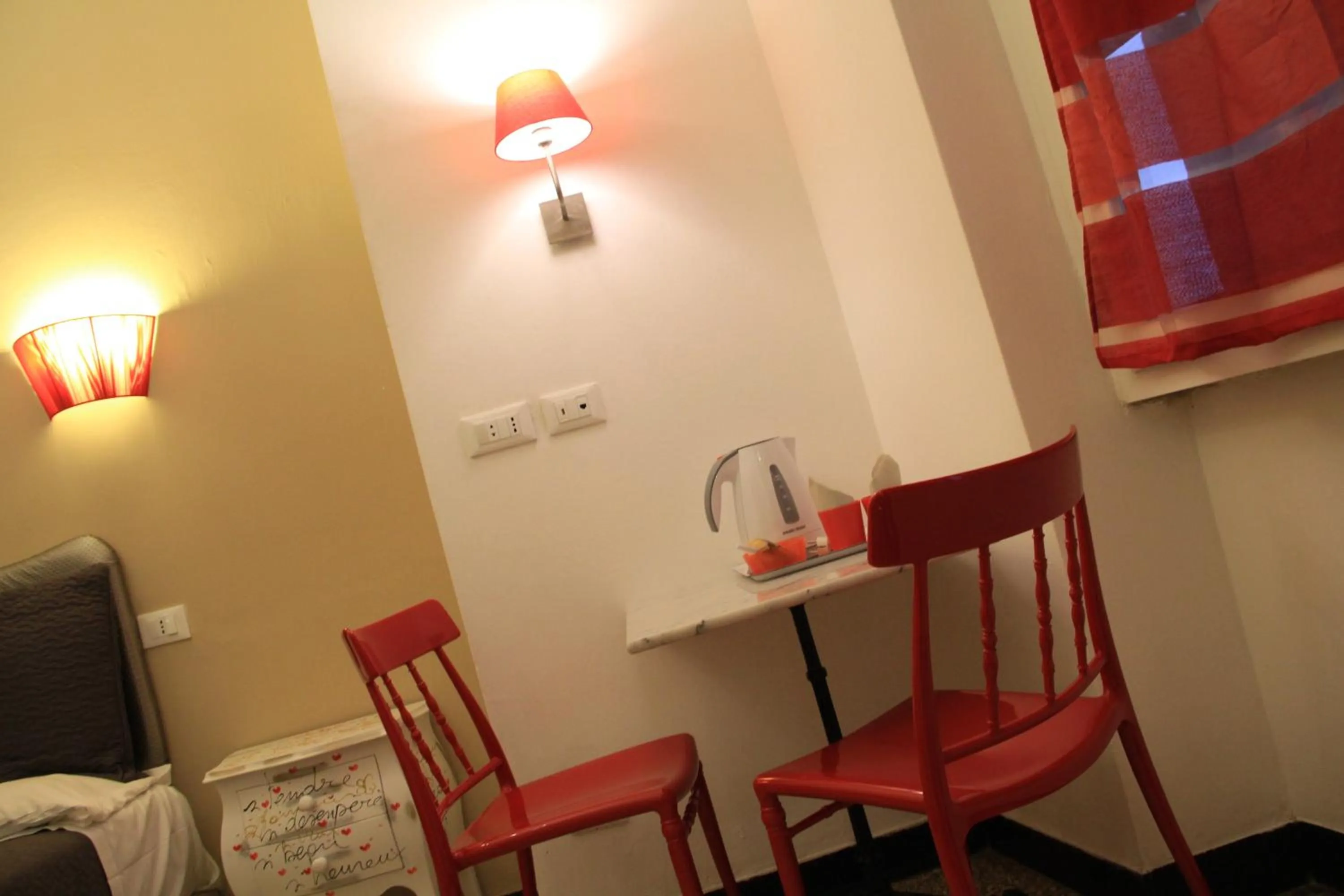 Decorative detail in Hotel Bologna