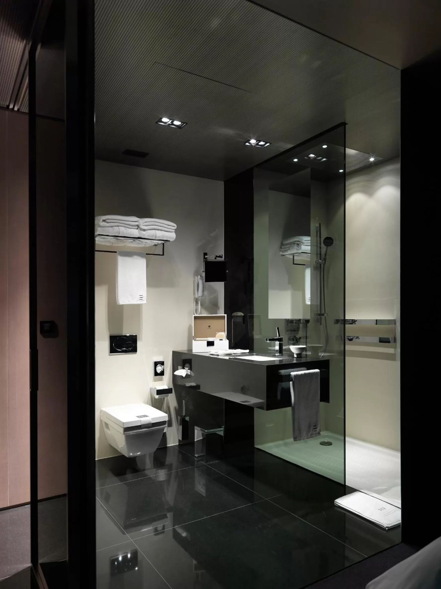 Bathroom in Key Hotel