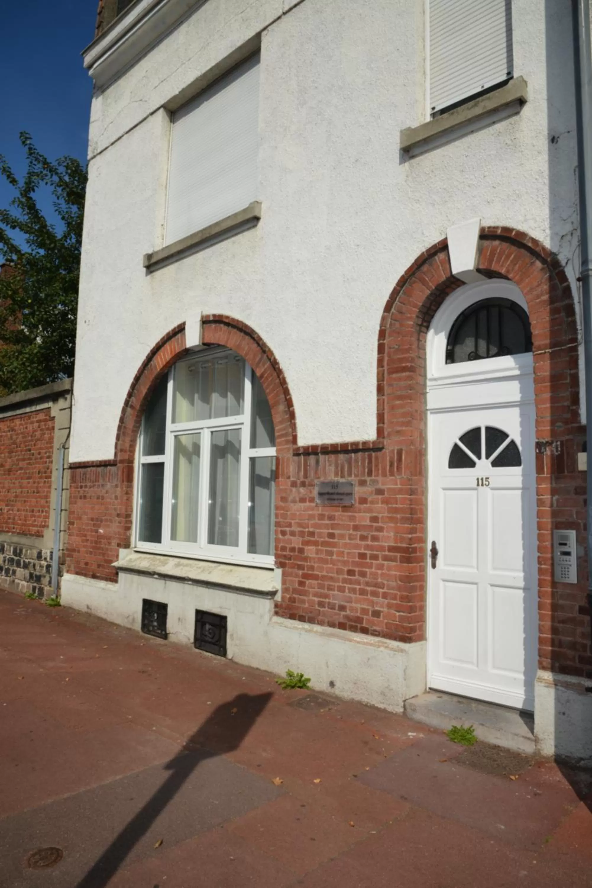 Facade/entrance in Apparthotel Douai Gare