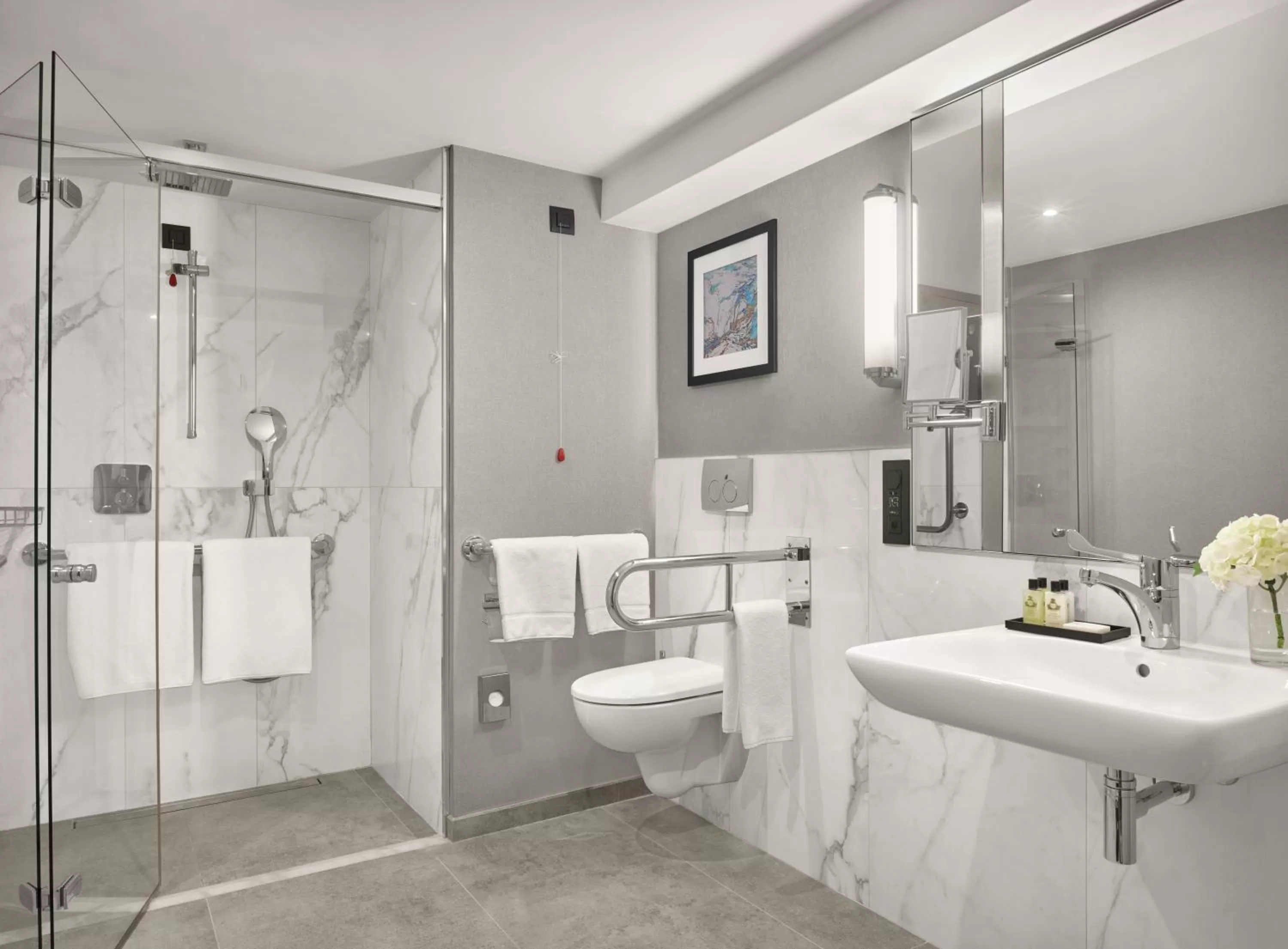 Photo of the whole room in InterContinental Sofia by IHG