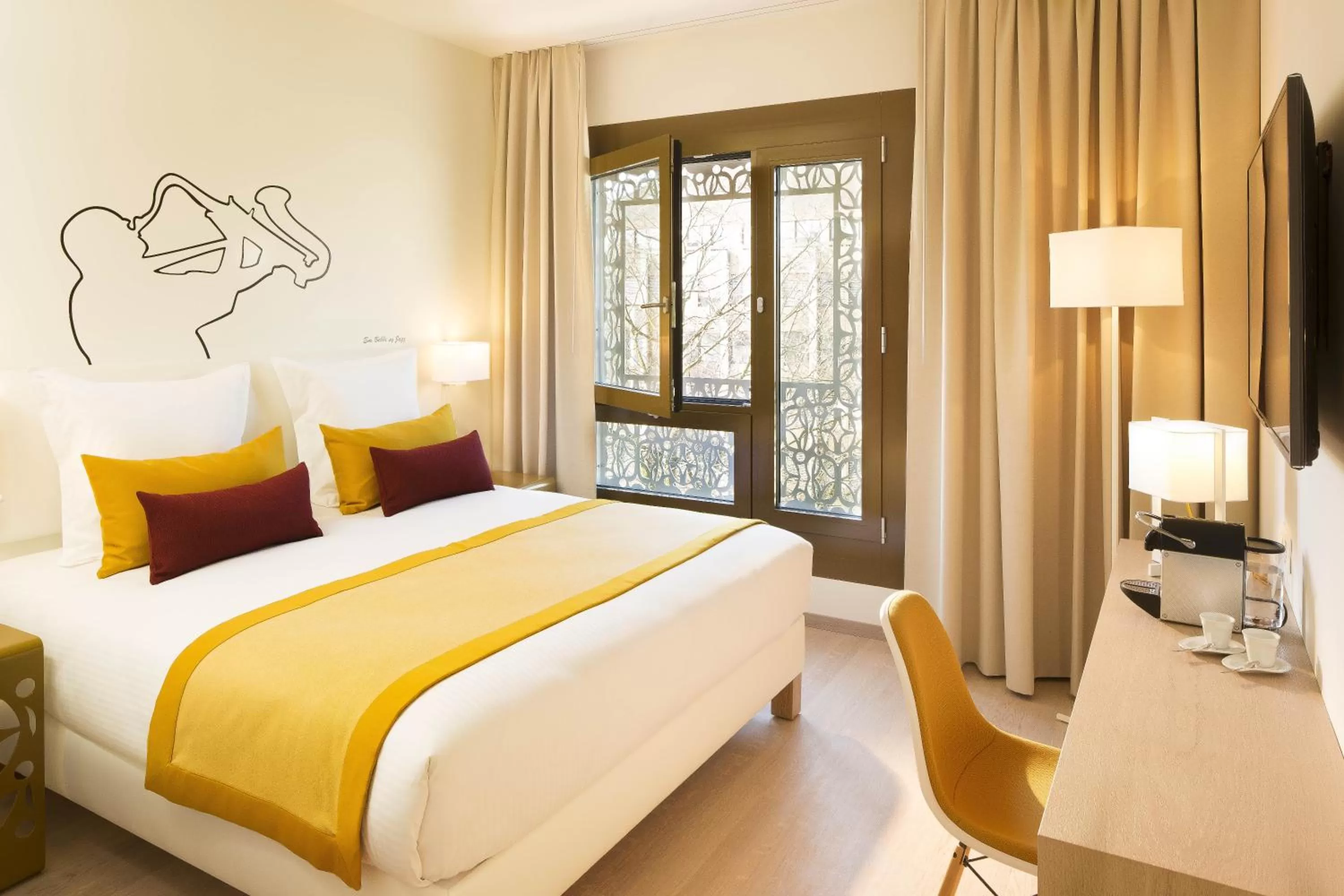 Bed in The Passage - Urban Retreat