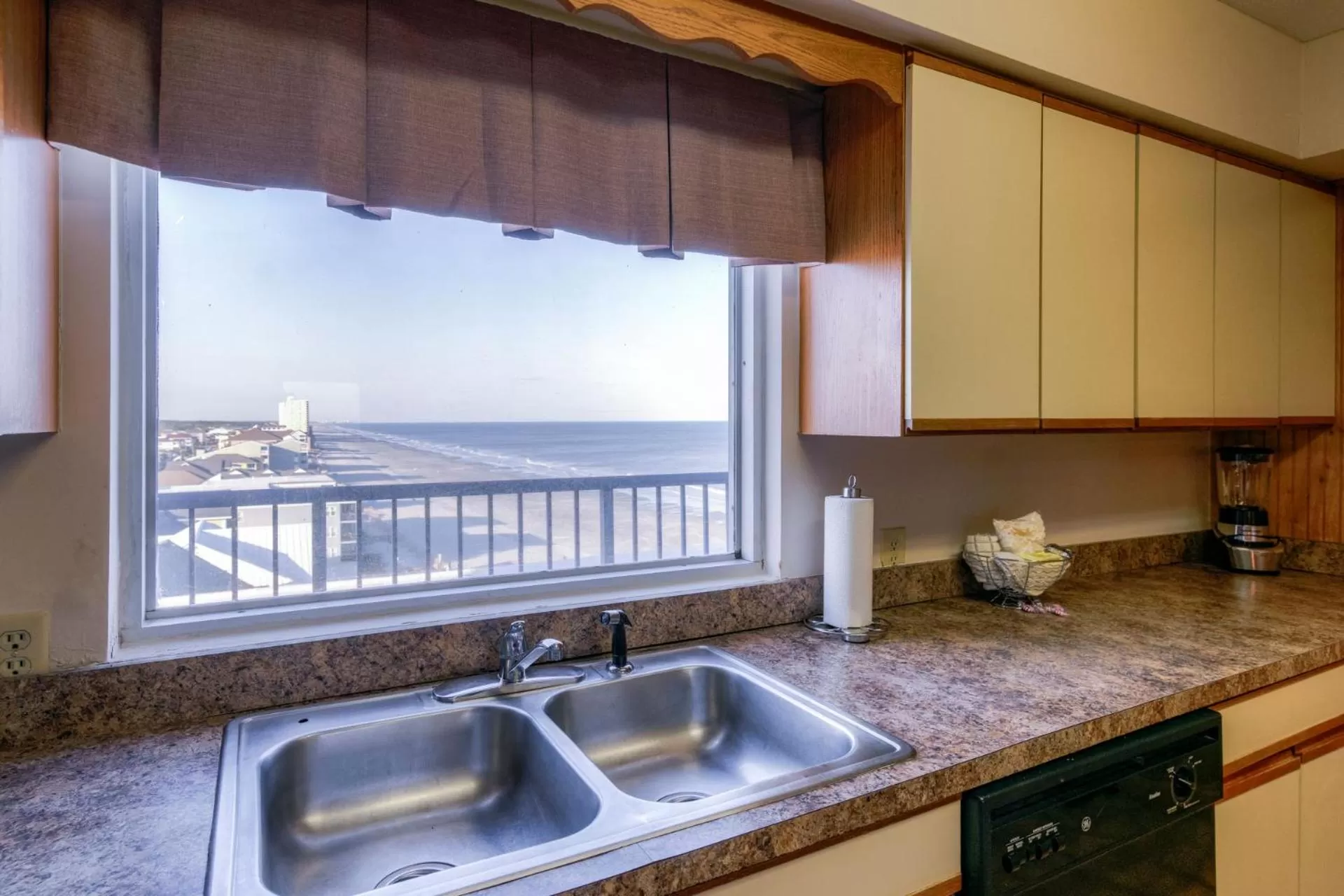 Kitchen/Kitchenette in Kingfisher Inn