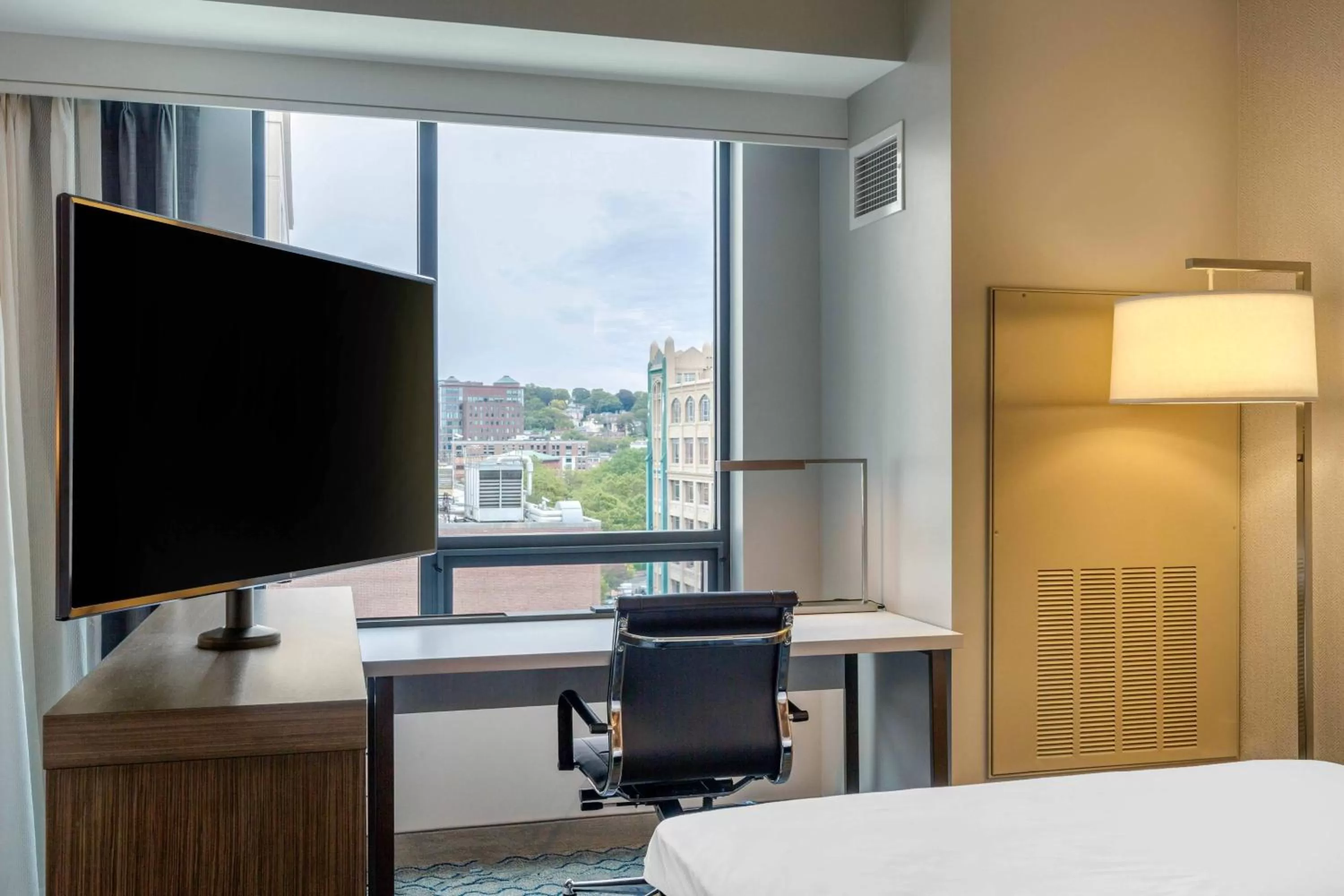 Bedroom, Bed in Residence Inn Providence Downtown