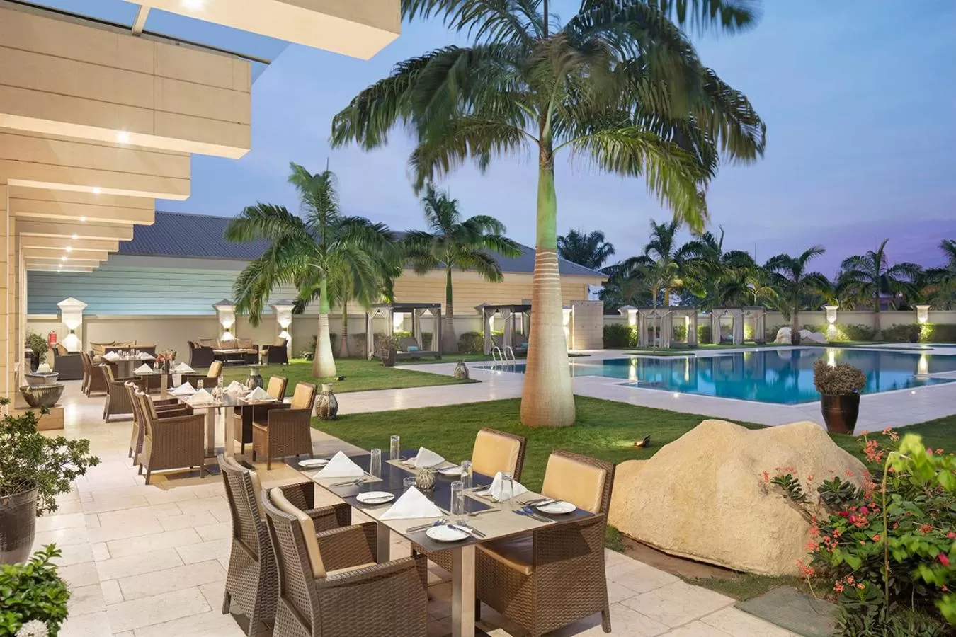 Restaurant/places to eat in Fraser Suites Abuja