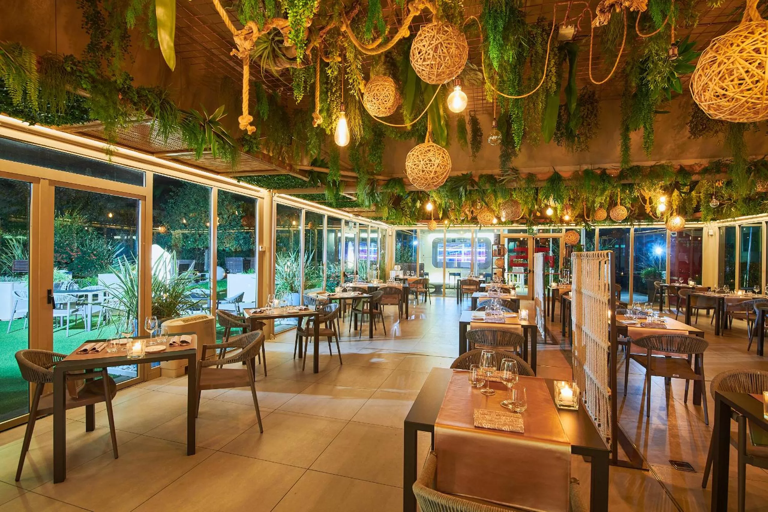 Restaurant/places to eat in San Ranieri Hotel