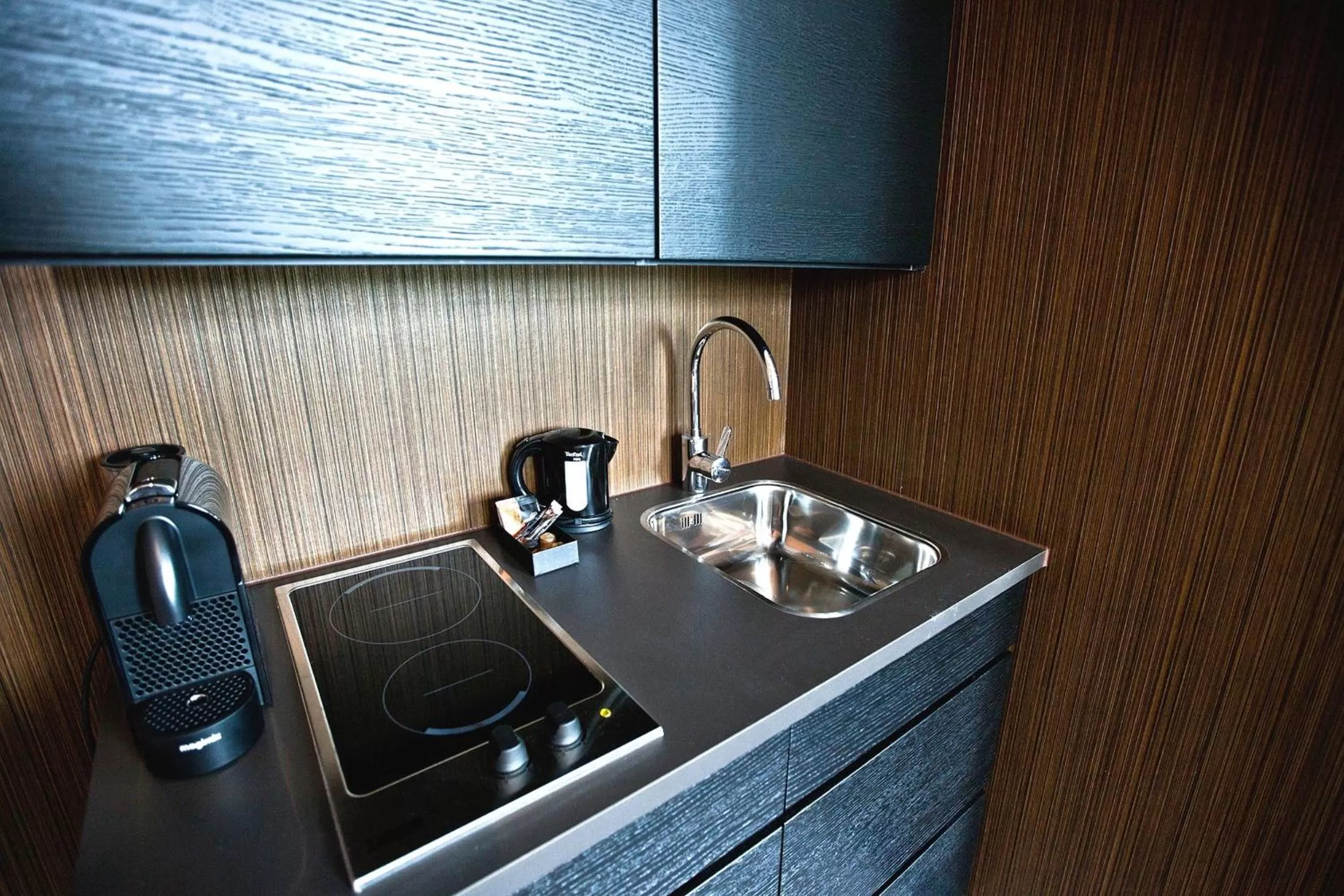 Kitchen or kitchenette, Kitchen/Kitchenette in V Lofts