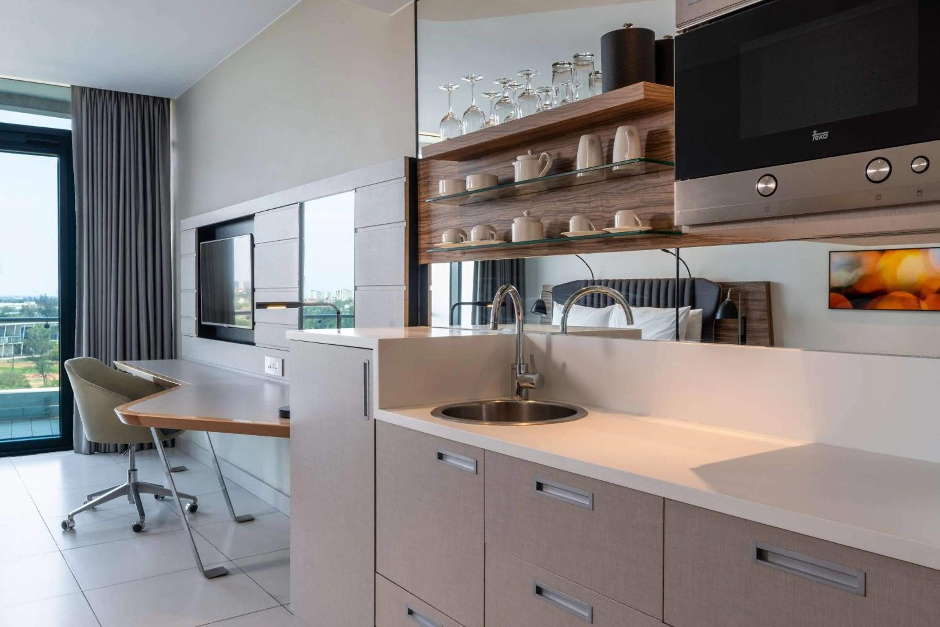 Coffee/tea facilities in Radisson Blu Hotel & Residence Maputo