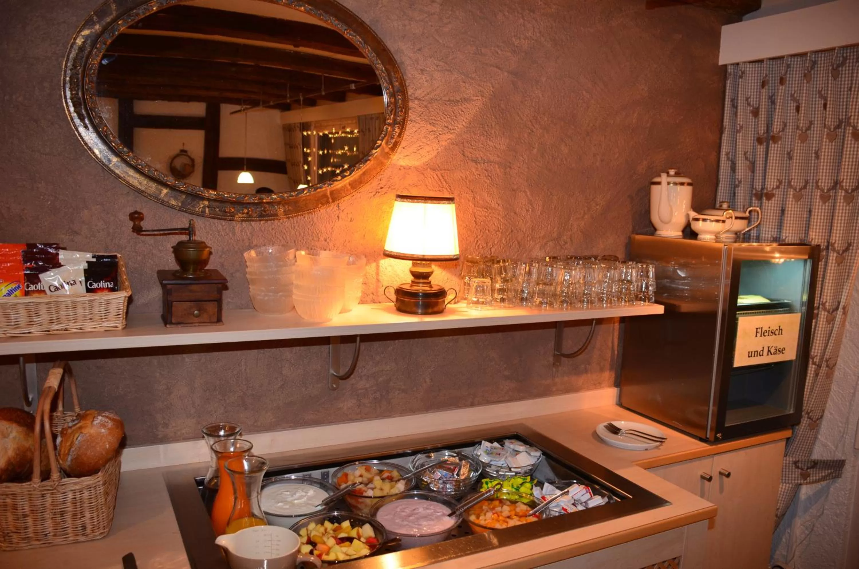 Breakfast in Hotel Belmont