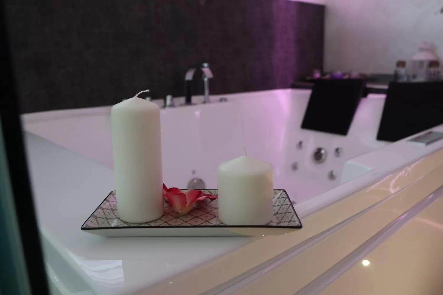 Hot Tub in BellavistaRelax