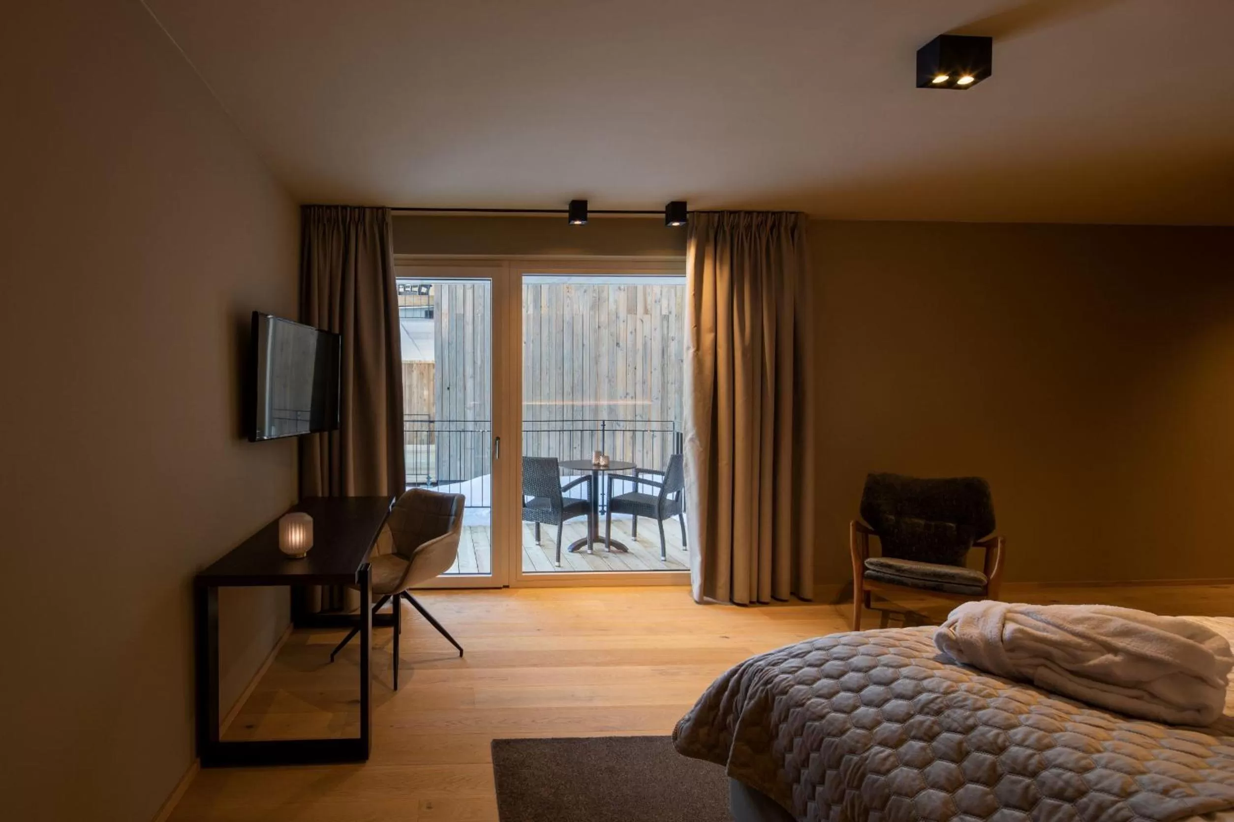 Photo of the whole room, Bed in Berg & Golf Resort Westendorf by ALPS RESORTS