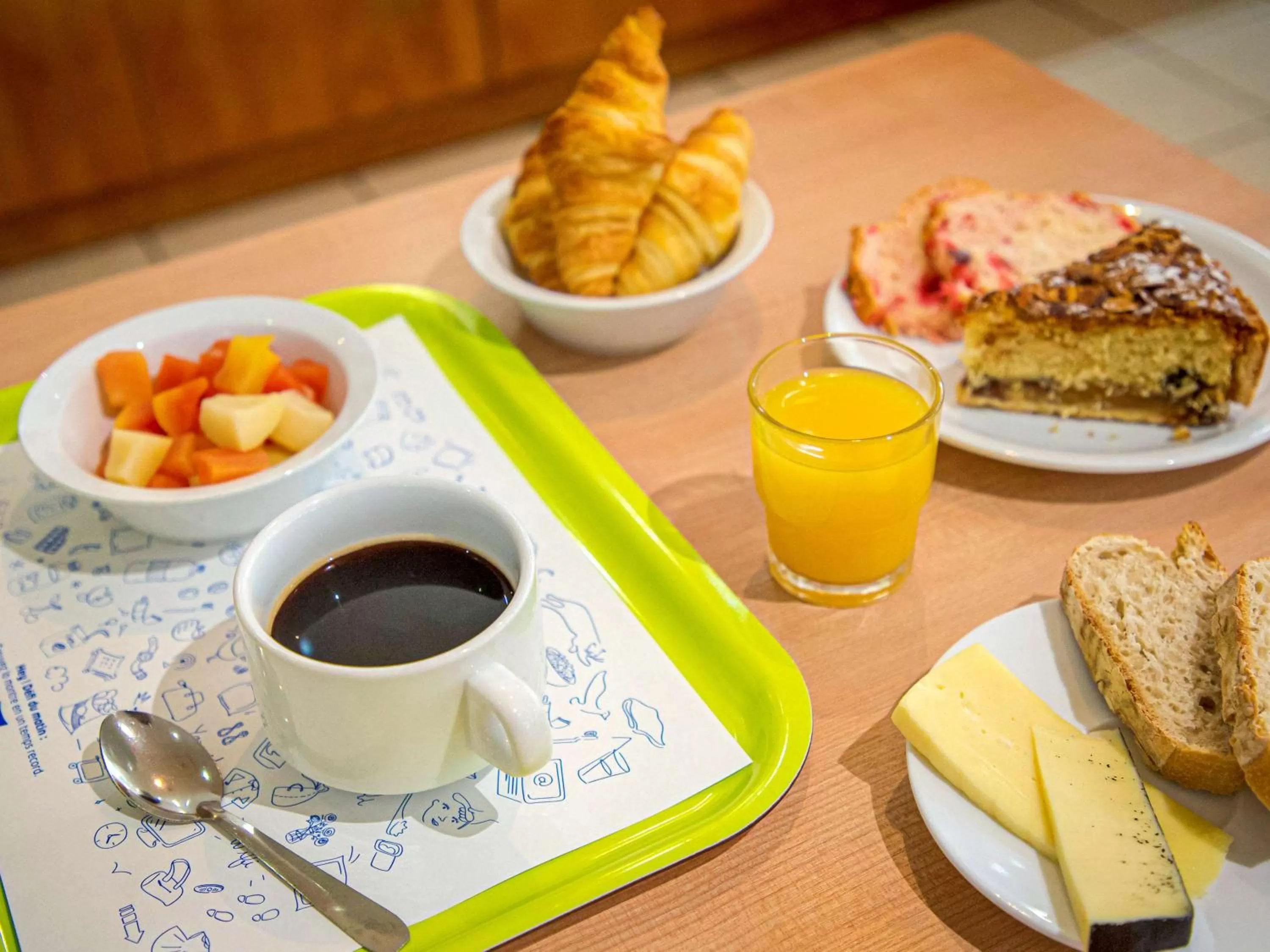 Photo of the whole room in ibis budget Béziers Centre Palais Congres