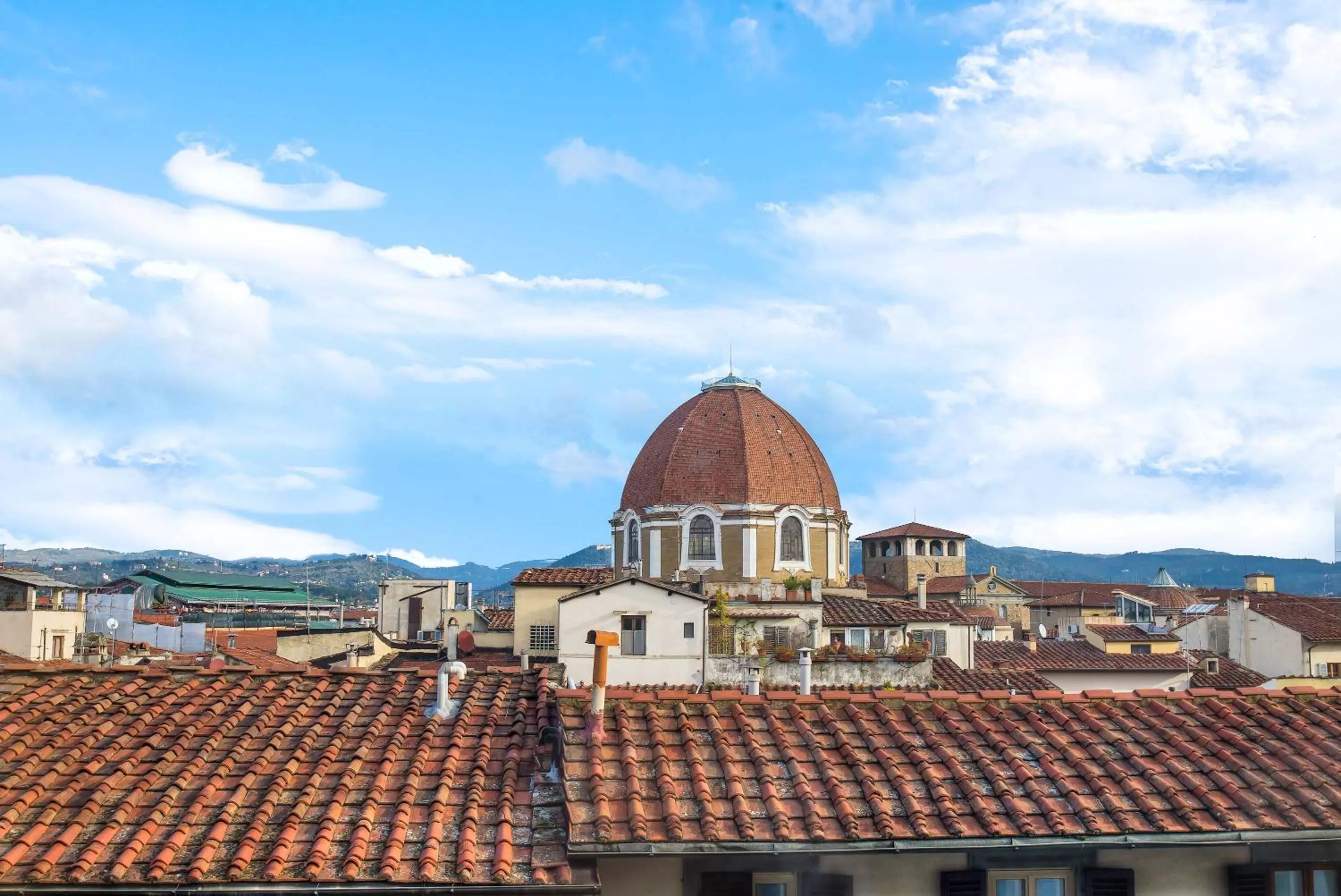 City view in Hotel Paris
