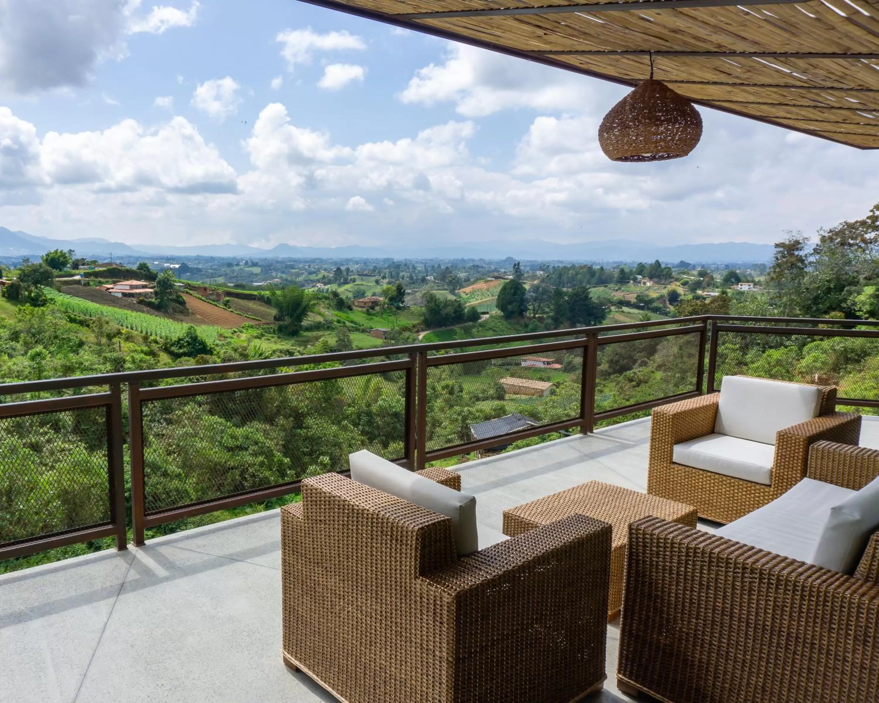 Area and facilities in Cannúa Lodge Hotel