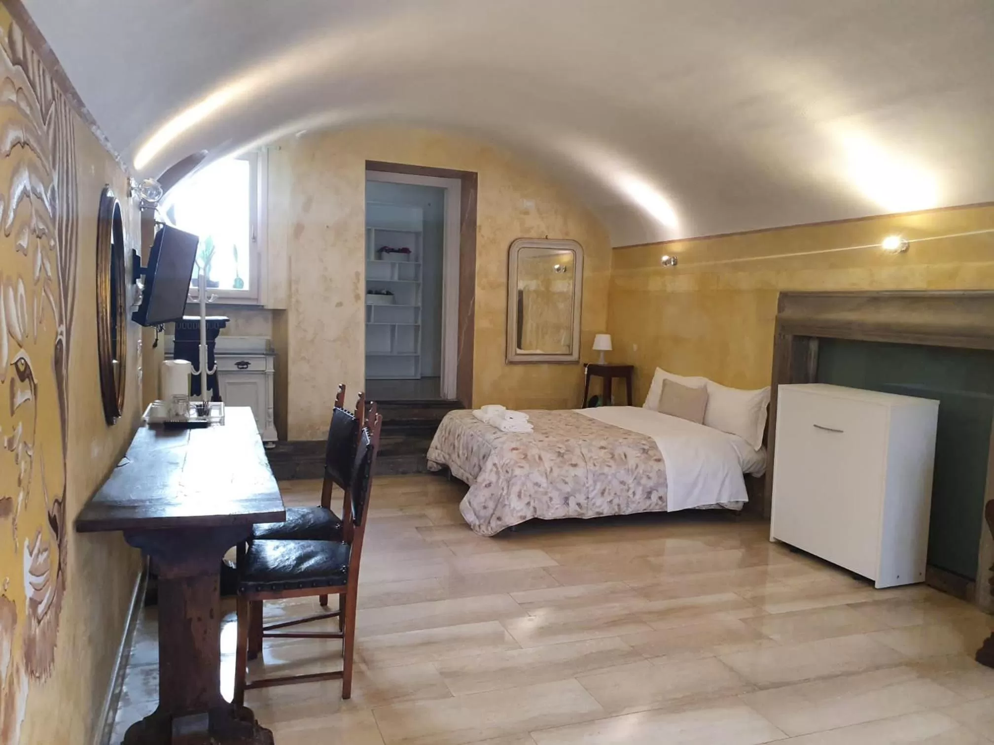 Bedroom, Bed in Academia Residence