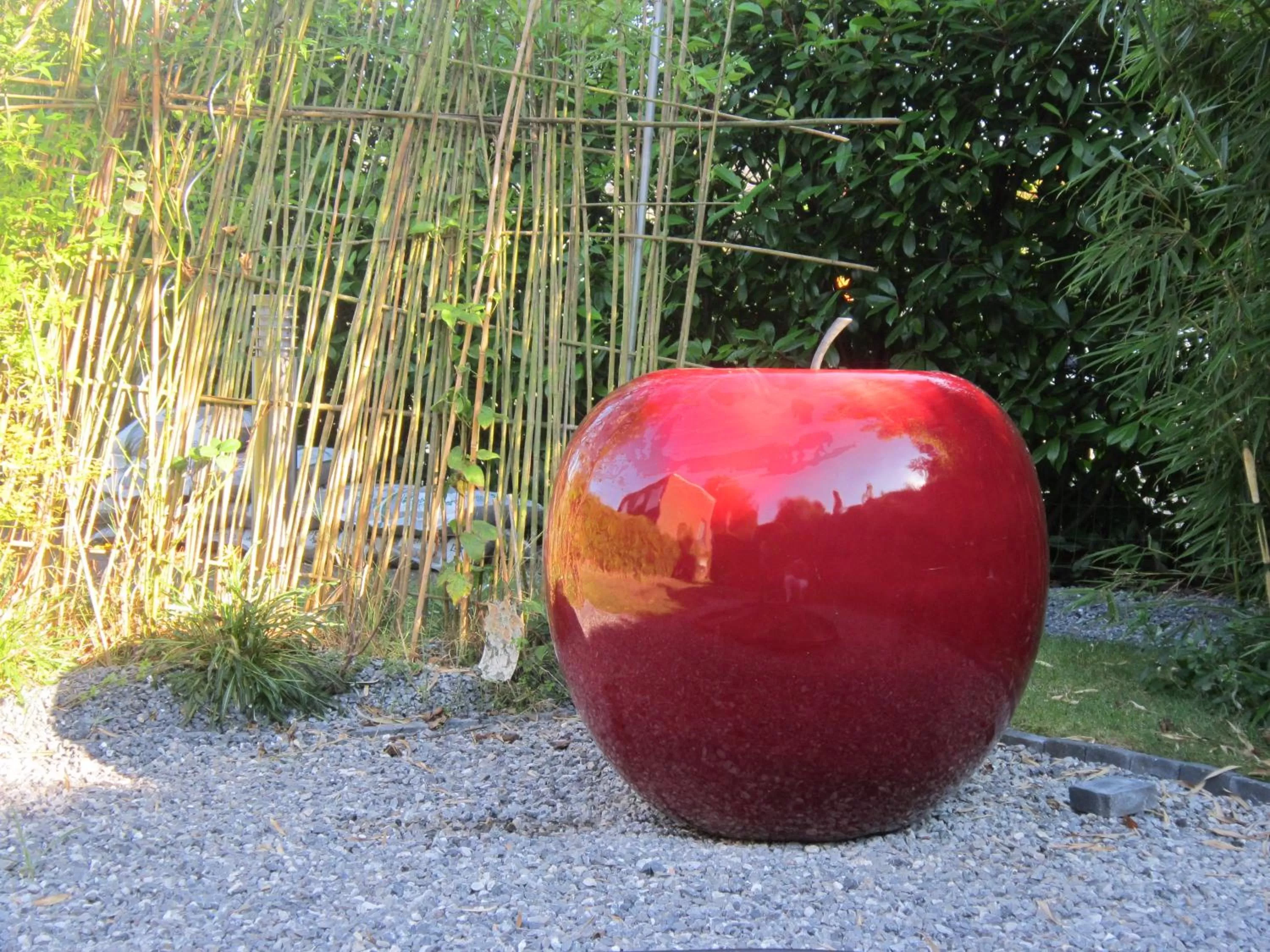 Garden view in Les Chambourlettes