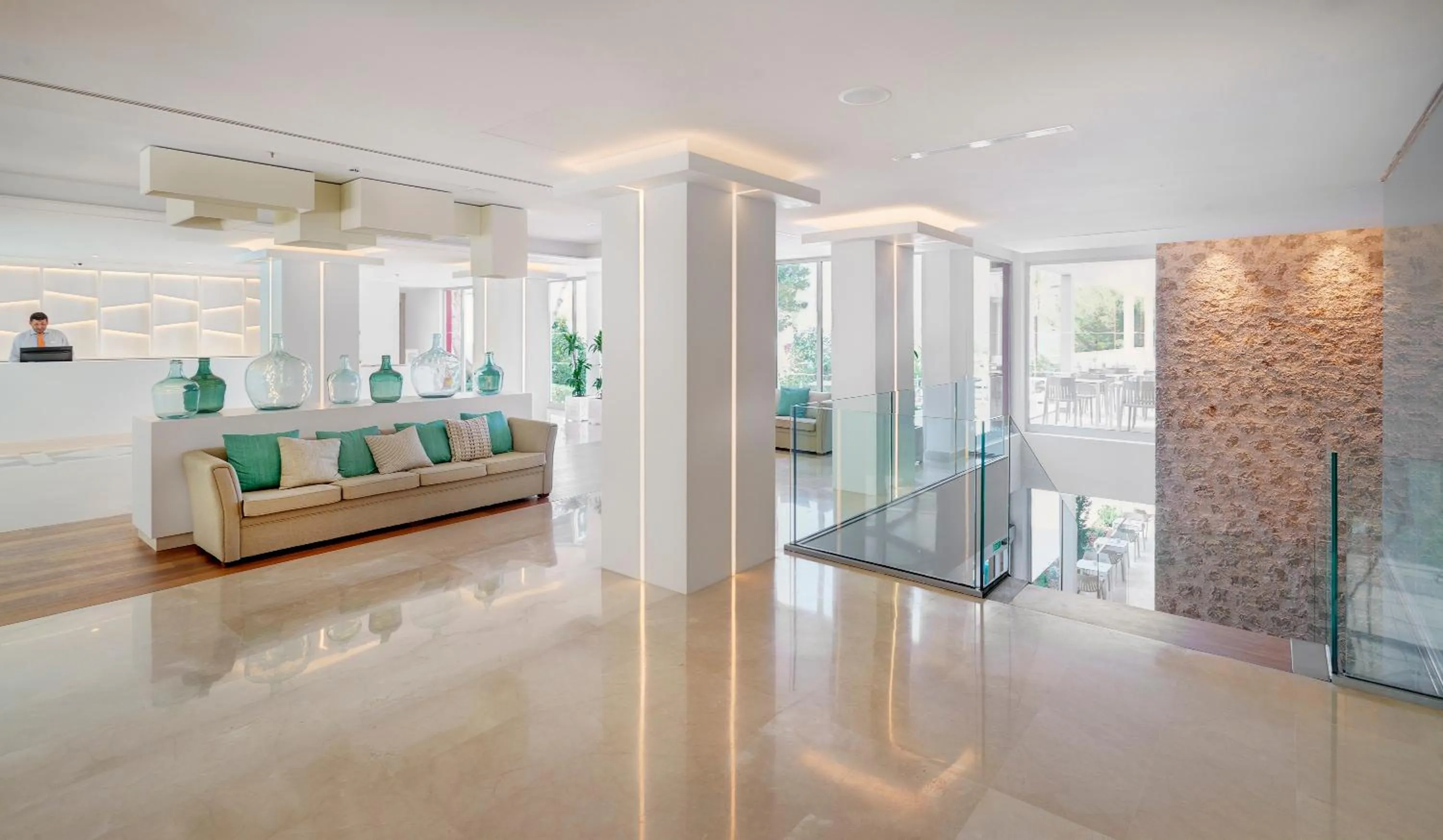 Staff in Hipotels Bahia Cala Millor - Adults Only