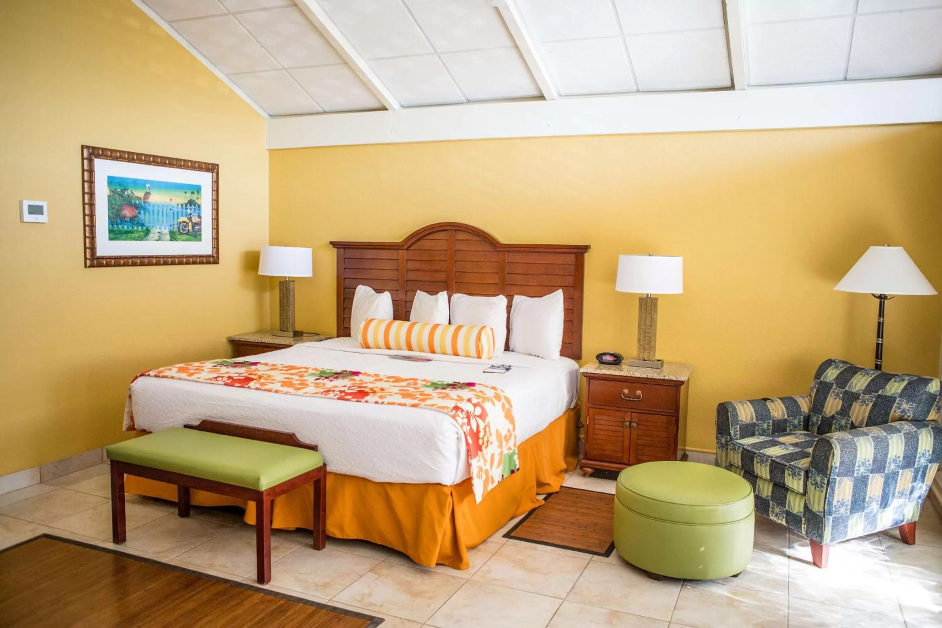 Bedroom, Bed in Best Western Plus Yacht Harbor Inn