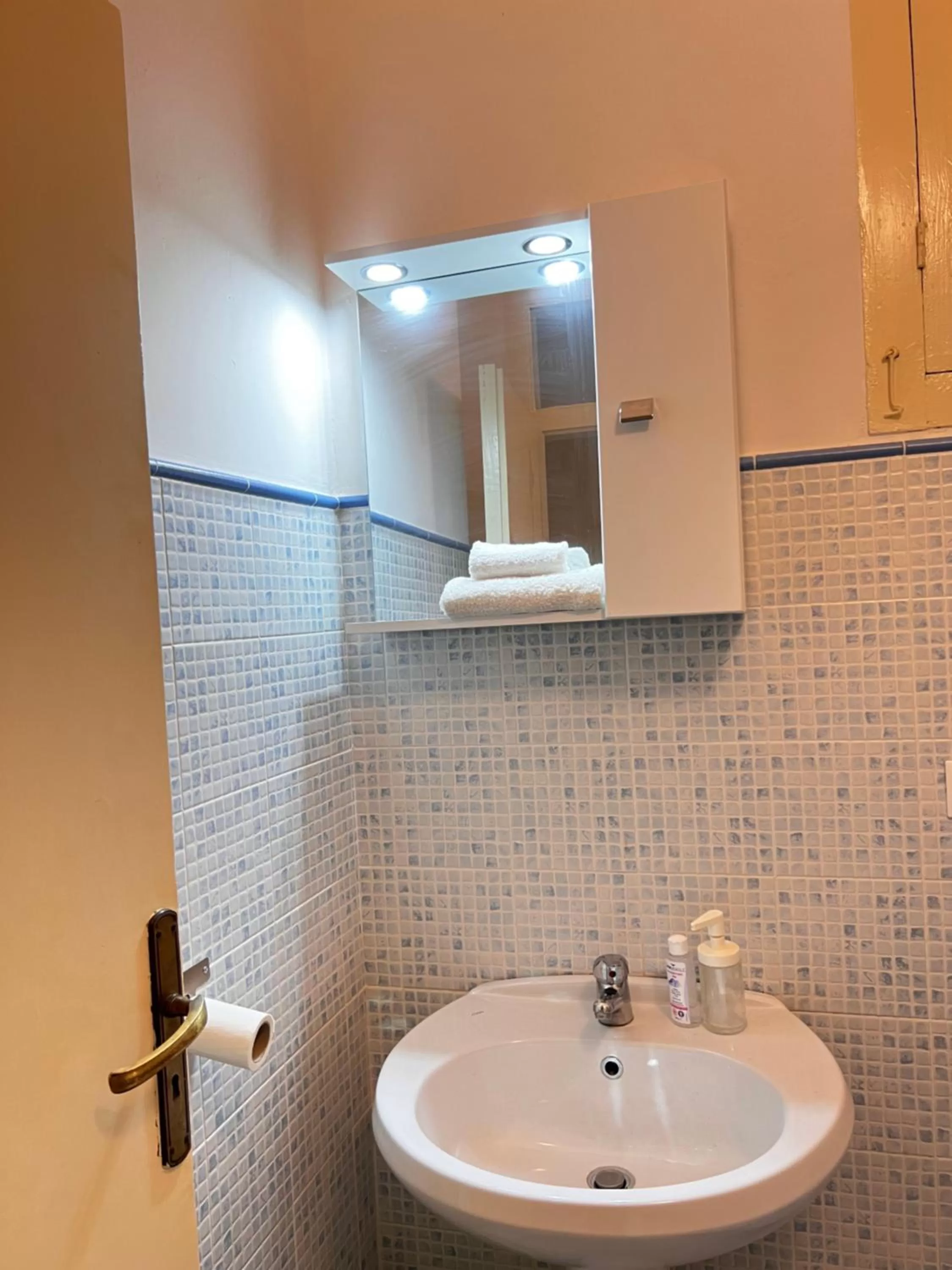 Shower, Bathroom in Nowhere Rooms