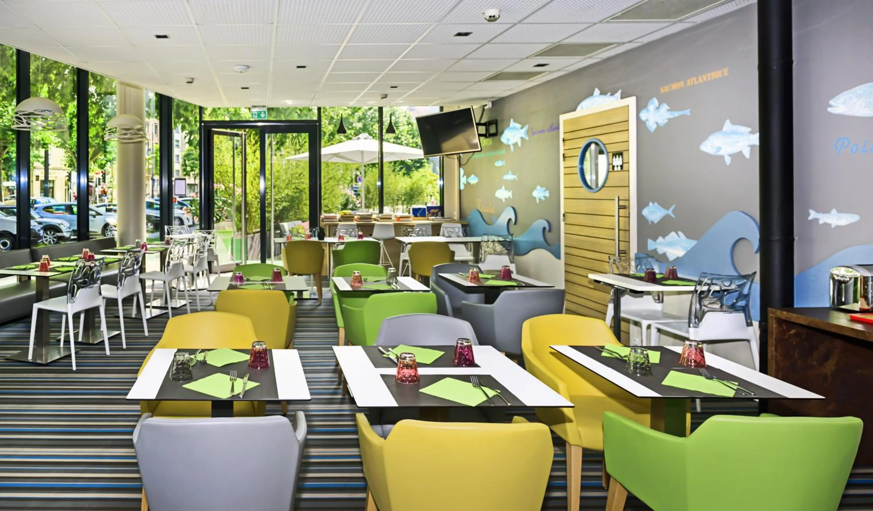 Restaurant/places to eat in ibis Styles Strasbourg Avenue du Rhin