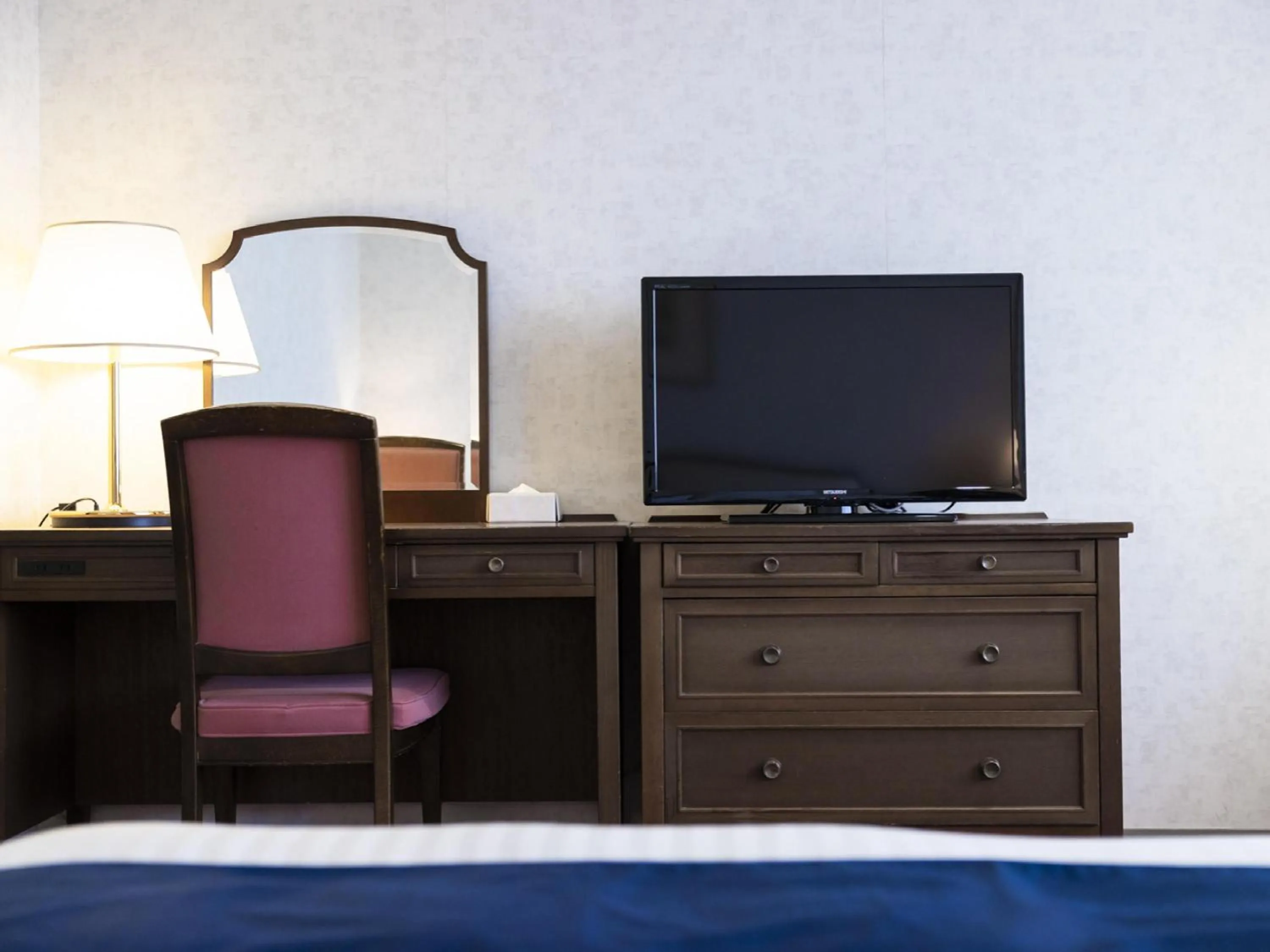 Photo of the whole room, Bed in Ariston Hotel Kobe