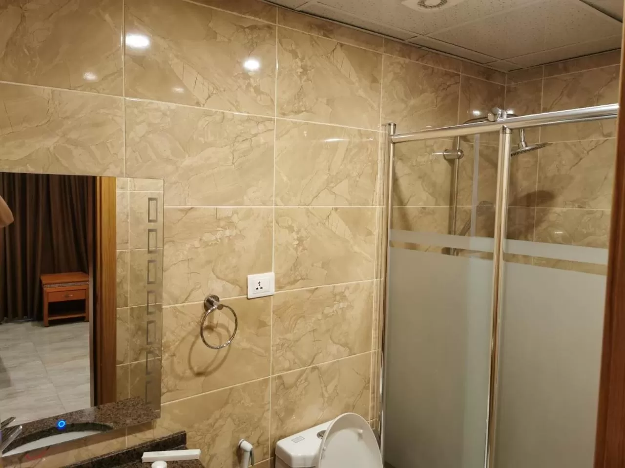 Bathroom in Jawharet Alswefiah Hotel Suites