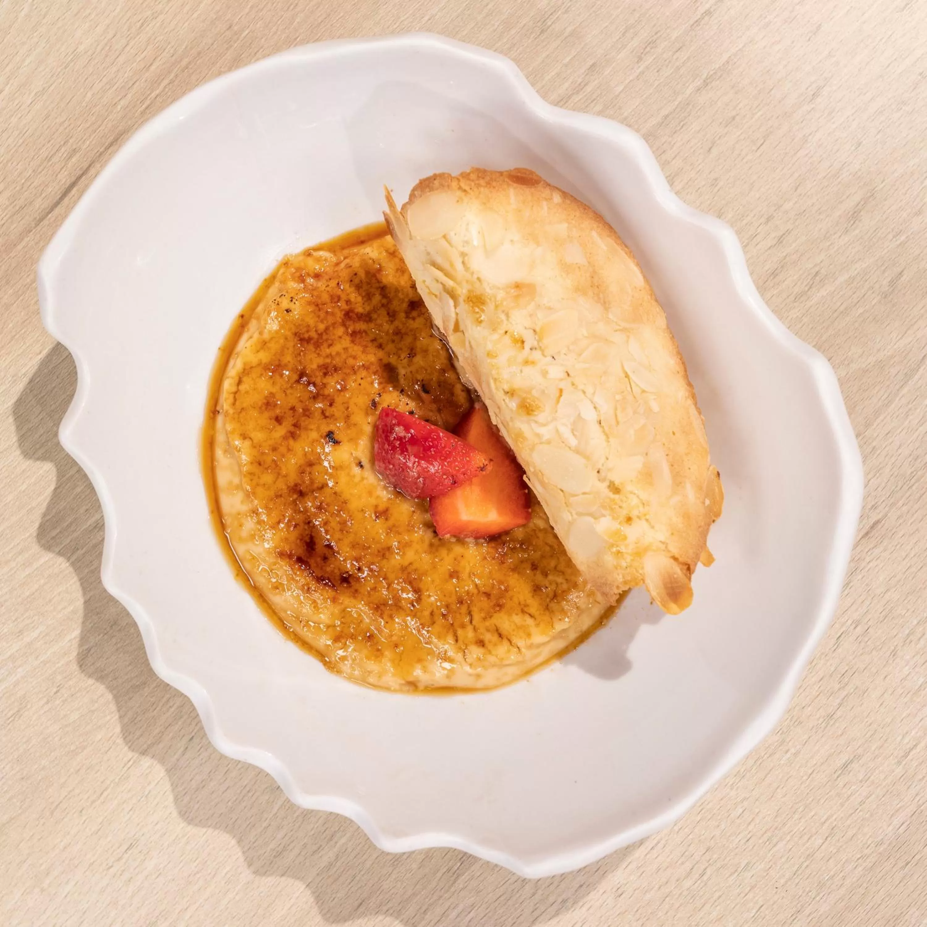 Restaurant/places to eat in Melia Alicante