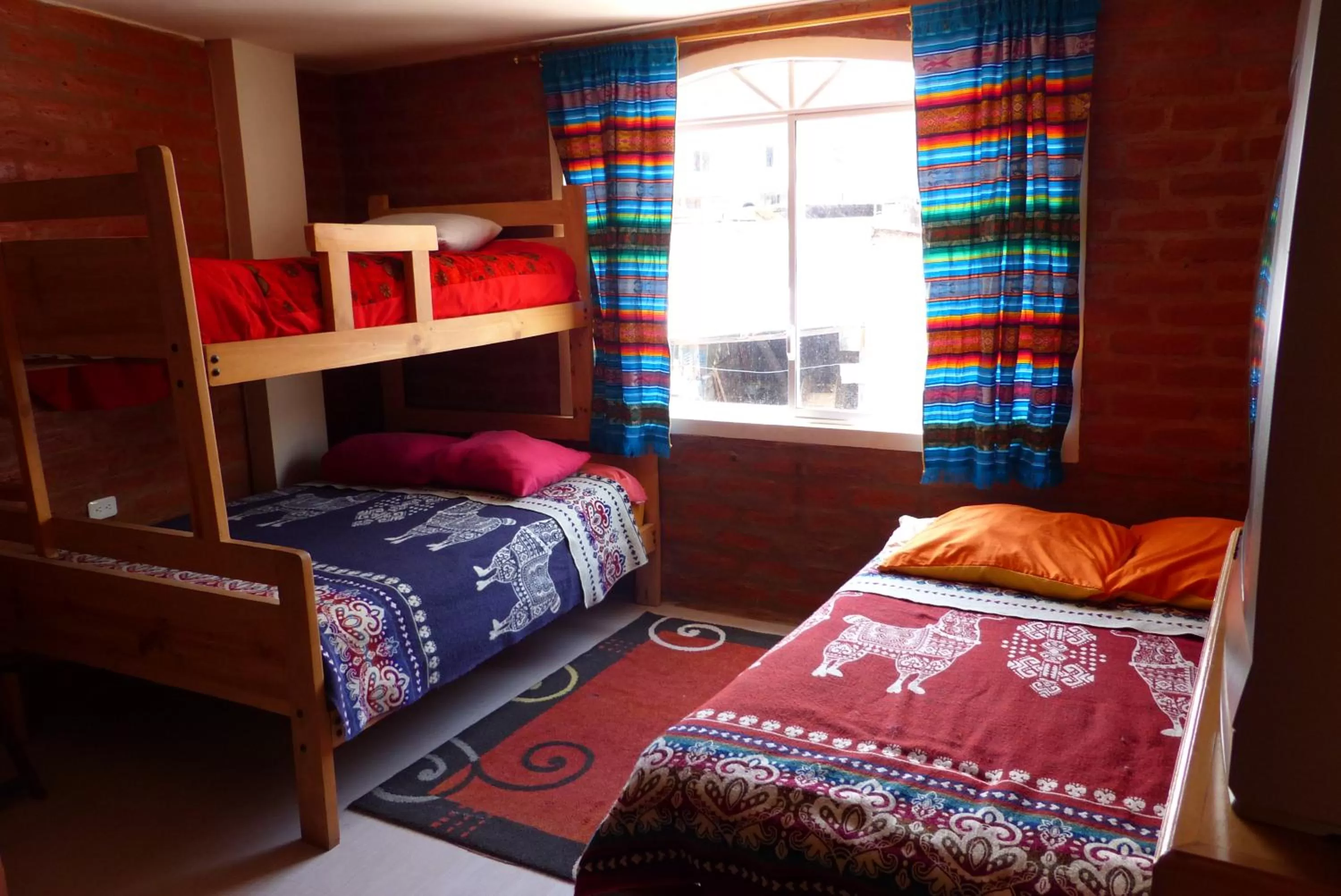 bunk bed in Hostal La Casa Amarilla City