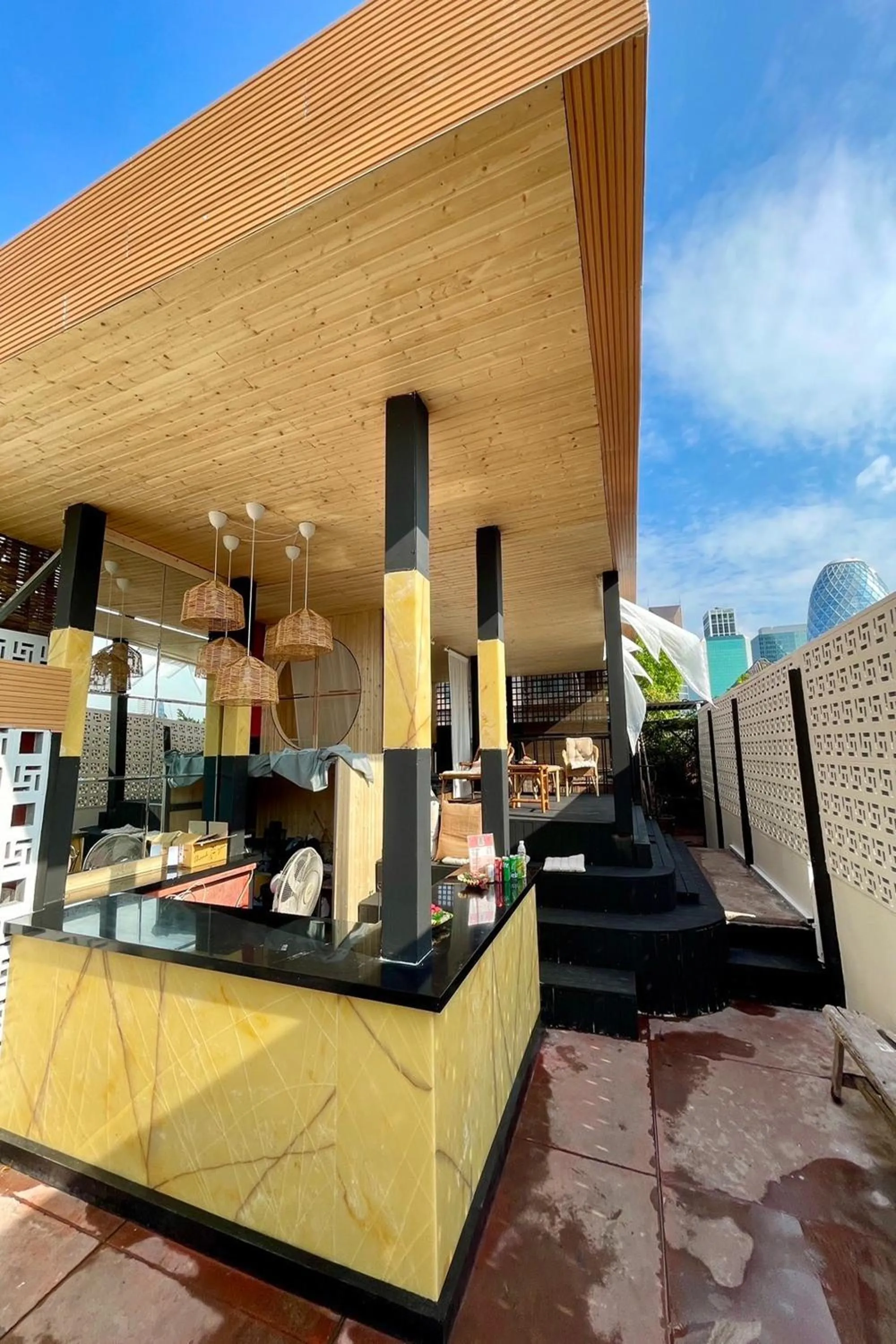 Seating area in Blu Cabin Ari Stylish Gay Poshtel