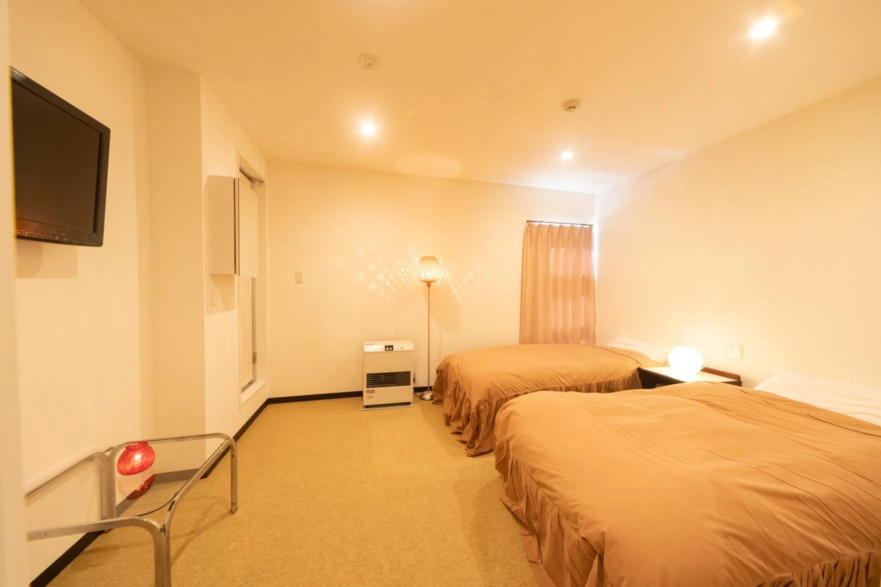 Renovated Twin Room with Private Shower Room and toilet in Kagura White Horse Inn