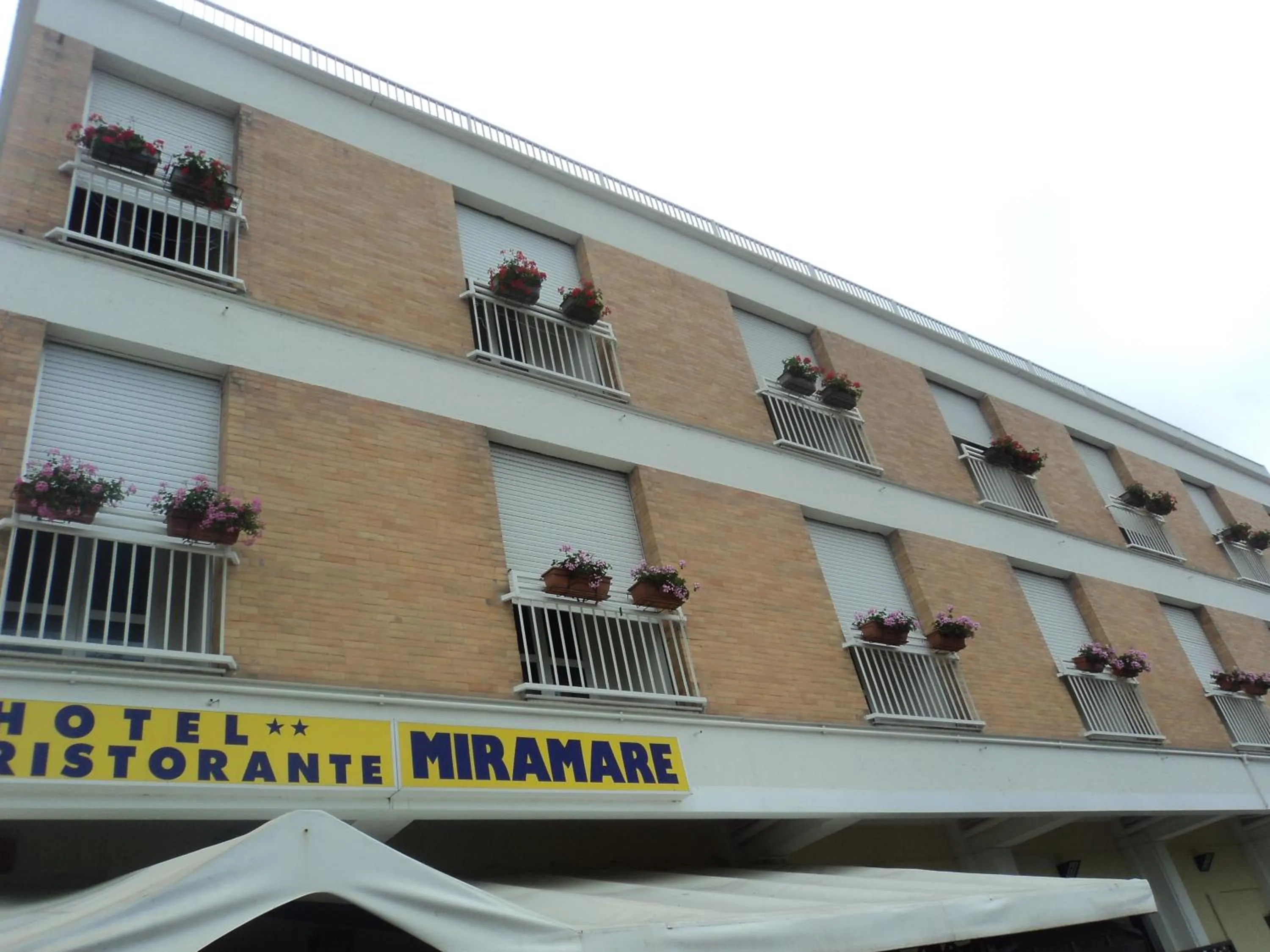 Property building in Hotel Ristorante Miramare