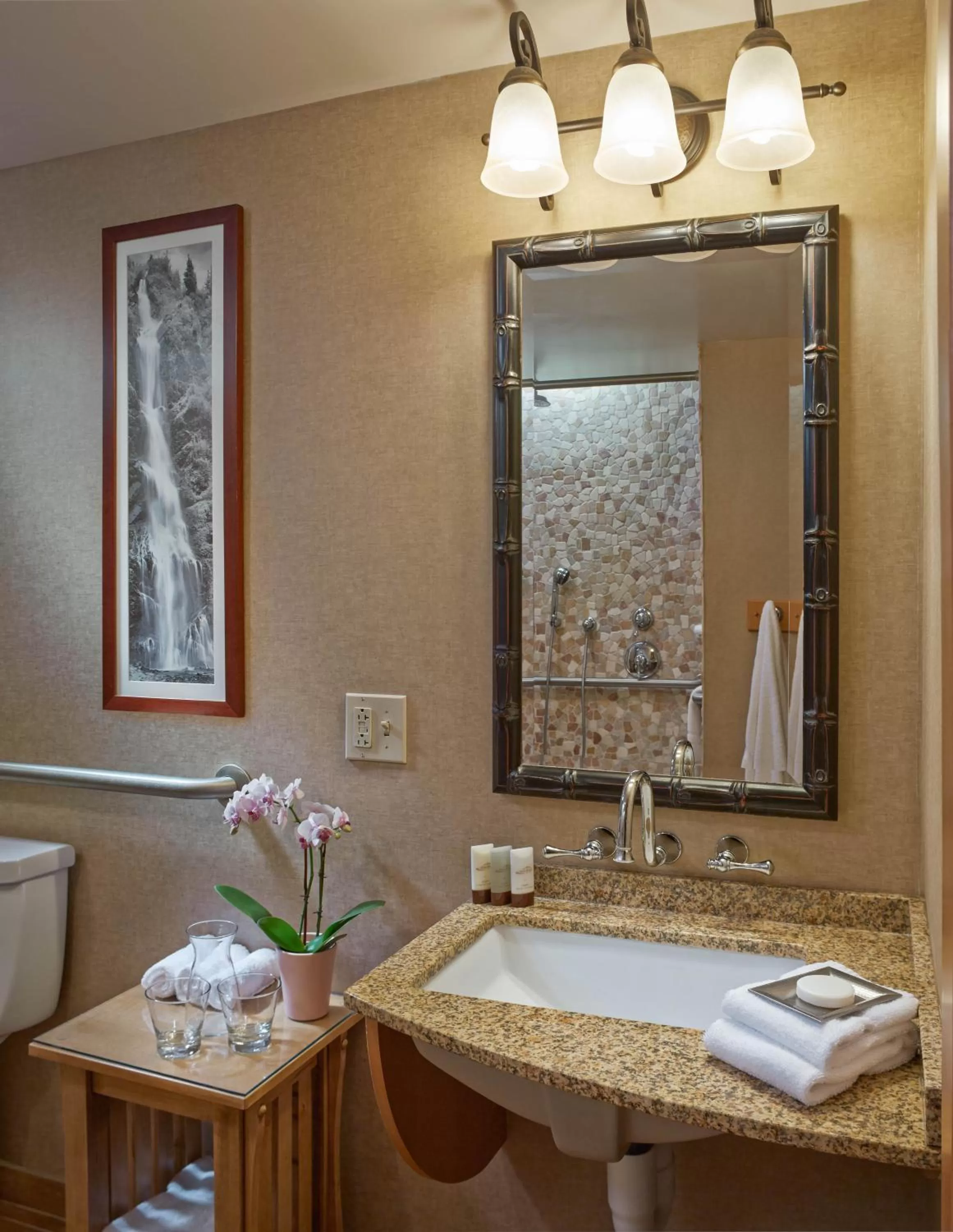 Bathroom in High Peaks Resort