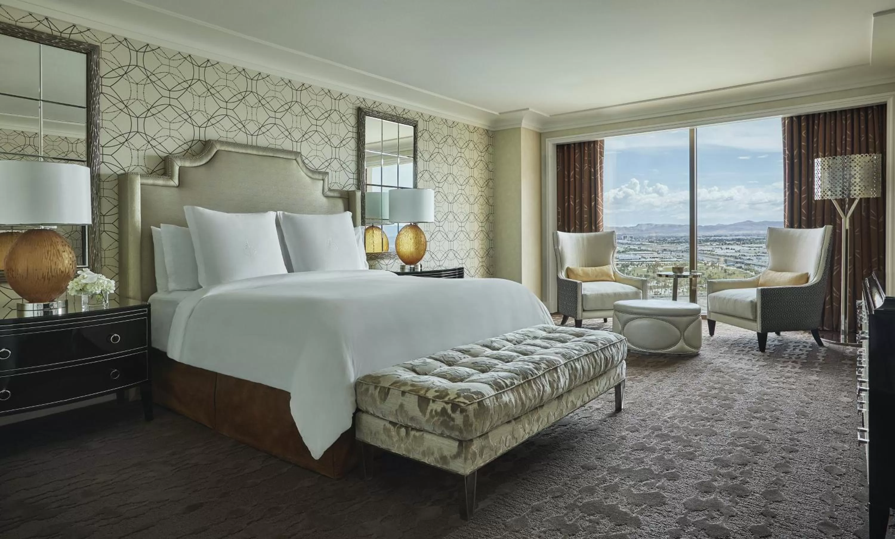City view, Bed in Four Seasons Hotel Las Vegas