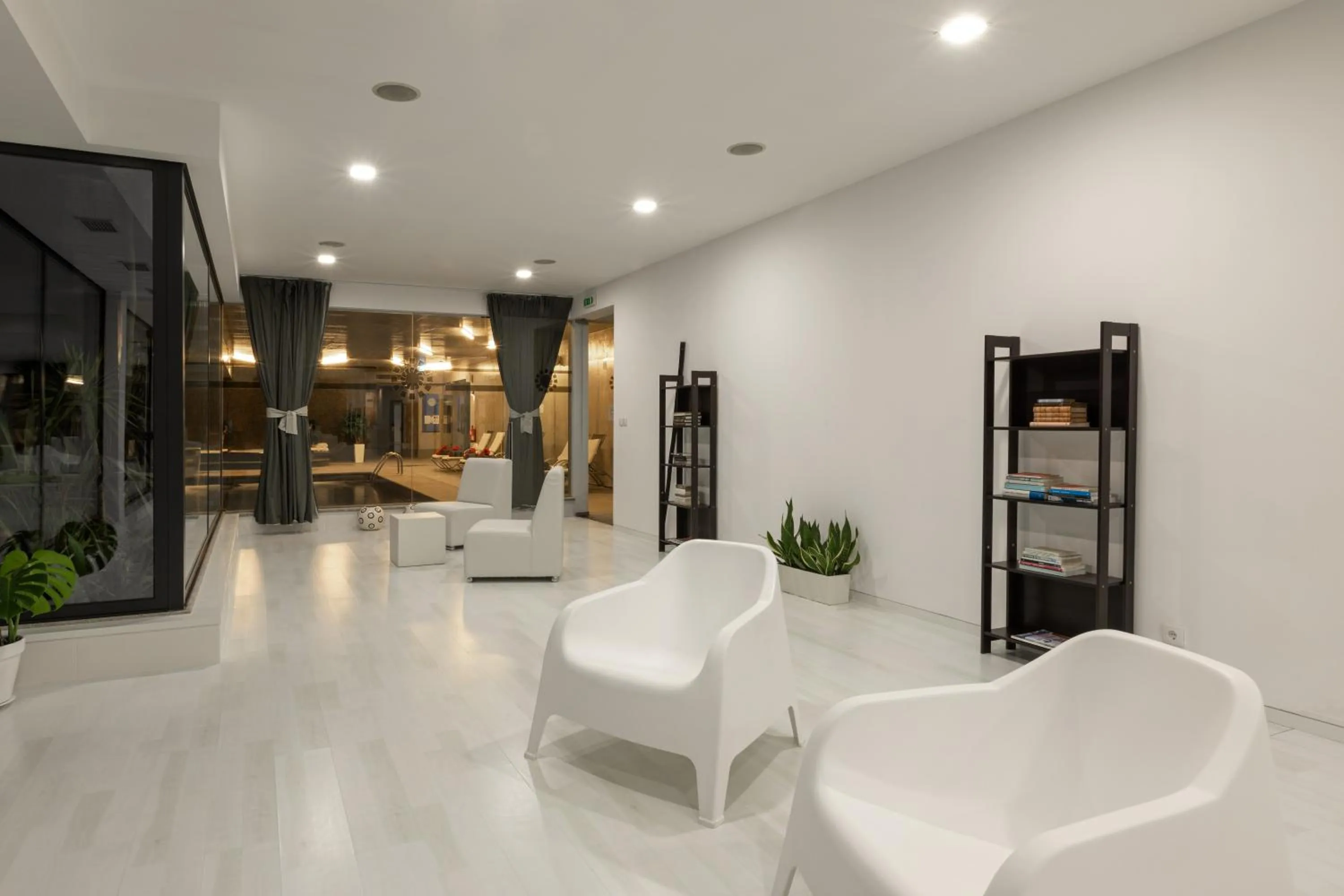 Game Room in Tempus Hotel & Spa