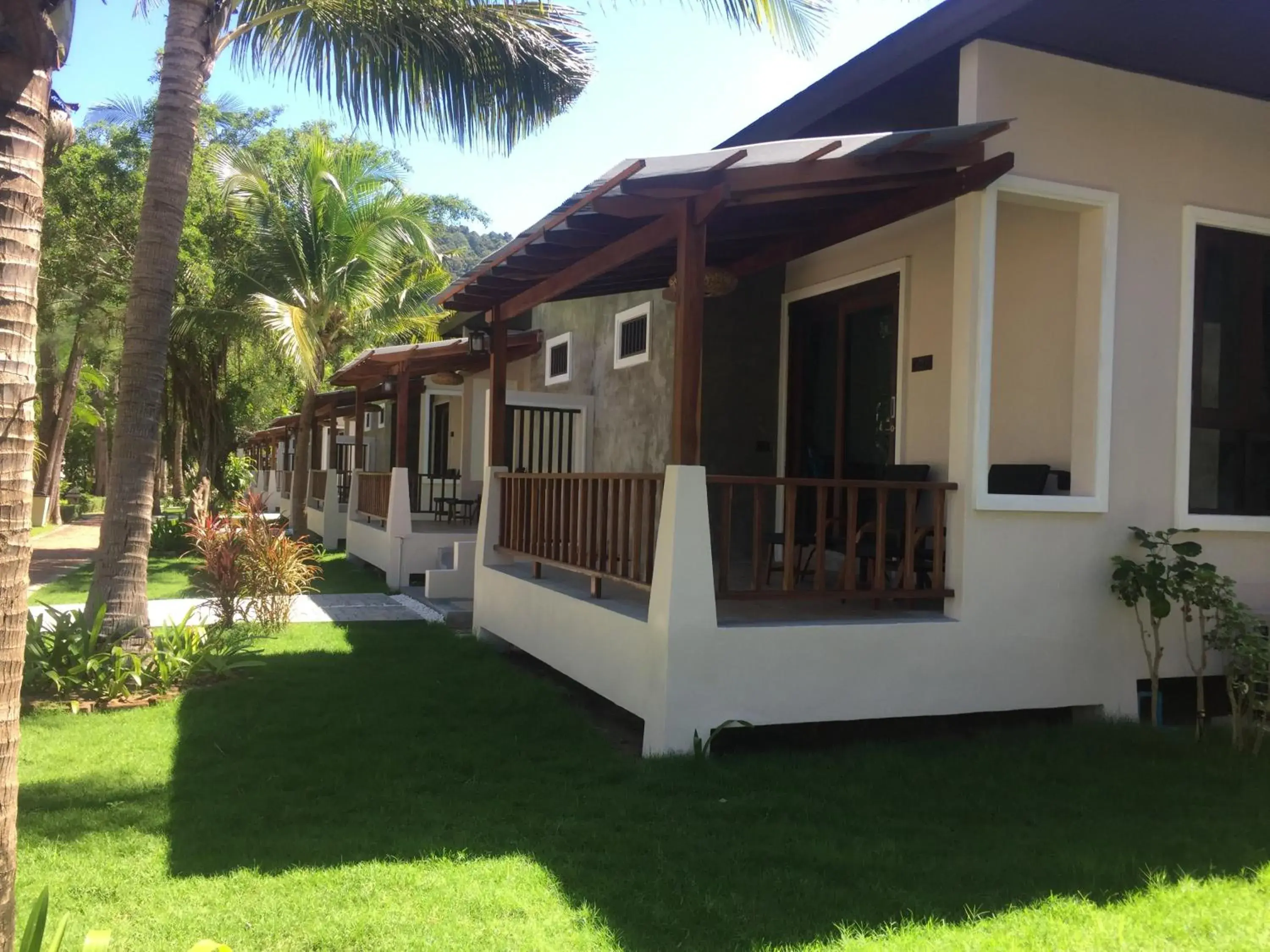 Deluxe Family Room in Southern Lanta Resort Deluxe Family Room in Southern Lanta Resort
