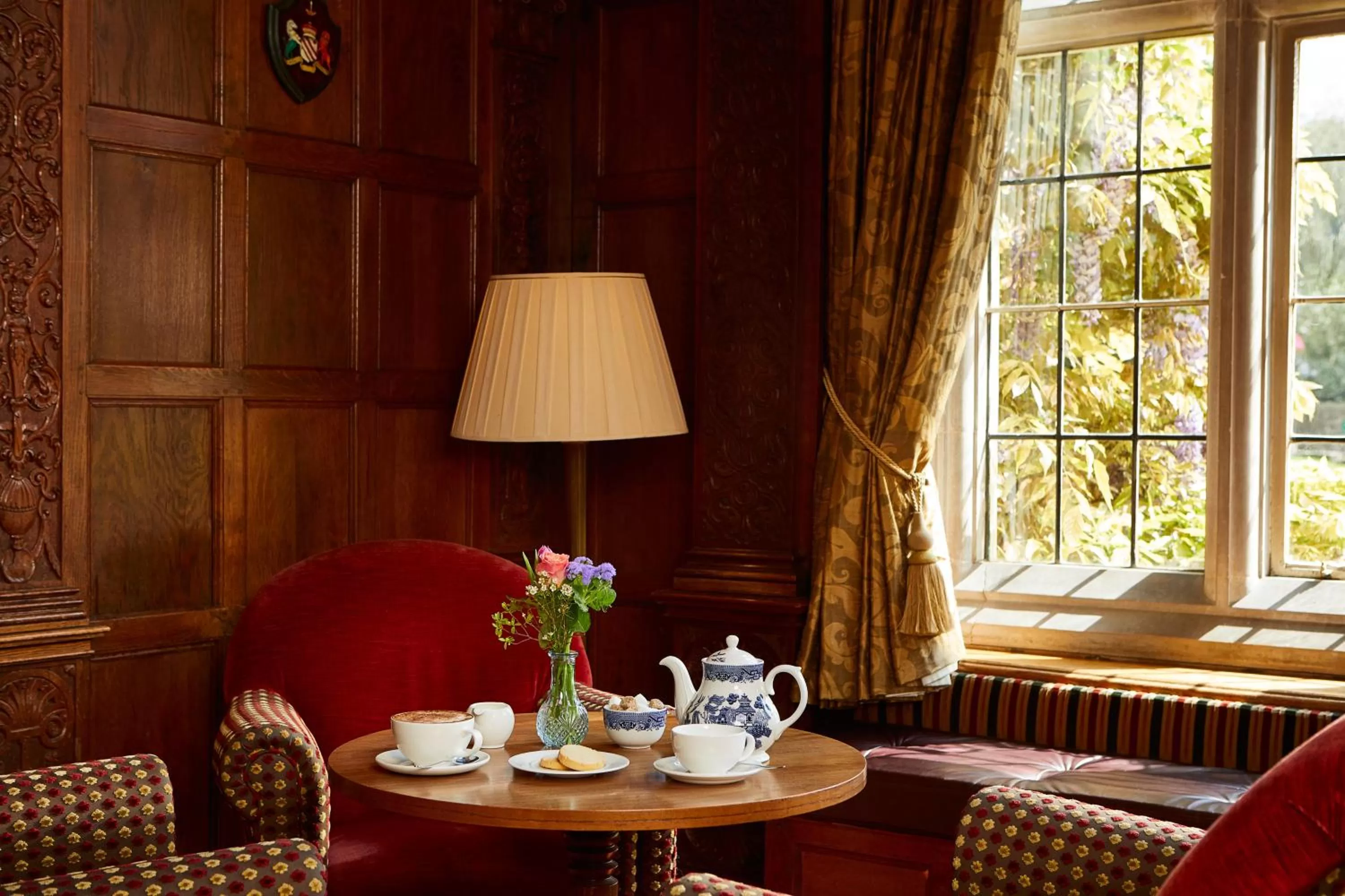 Lounge or bar, Restaurant/Places to Eat in Macdonald Elmers Court Resort