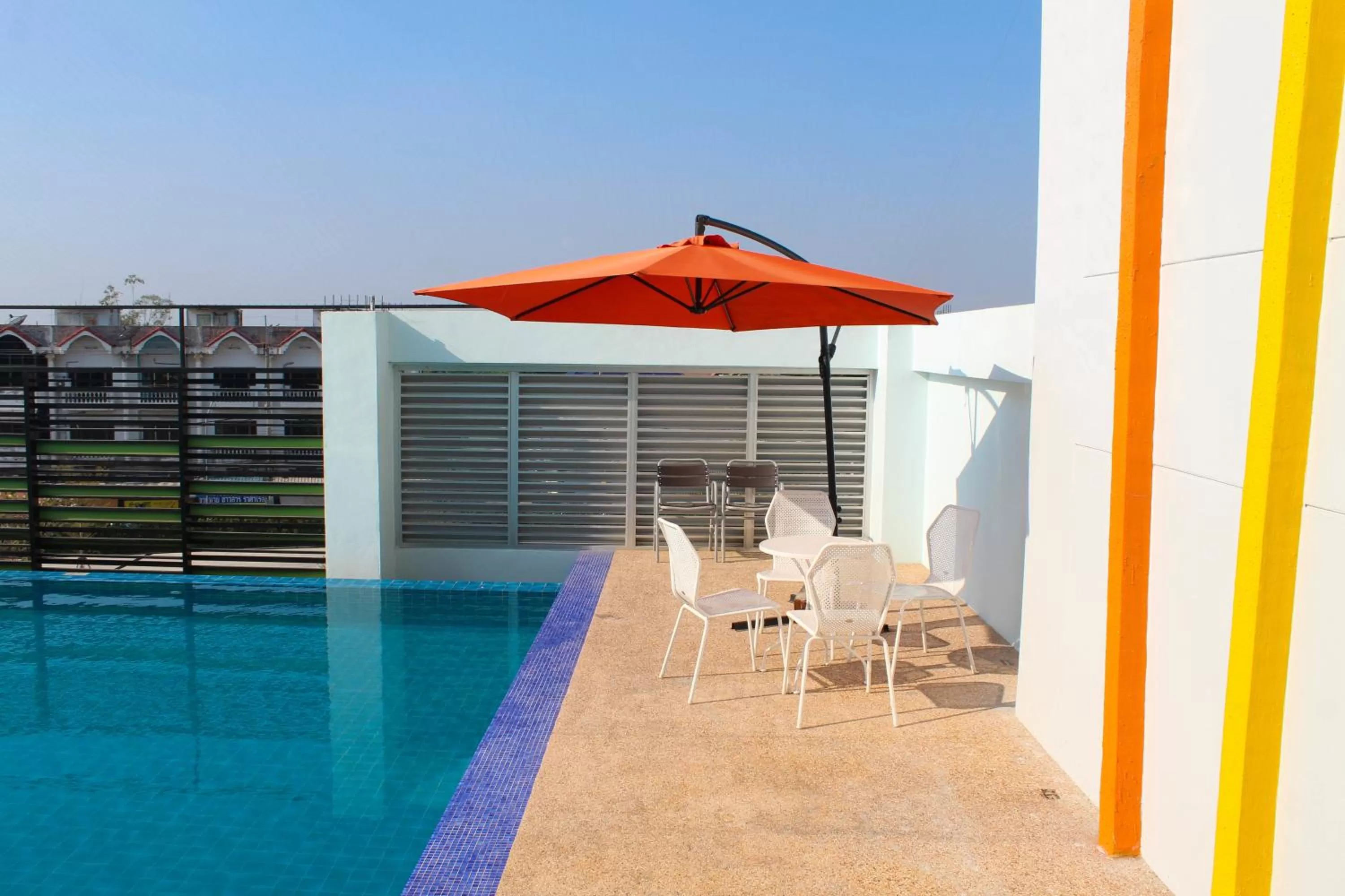 Swimming pool in 42C The Chic Hotel