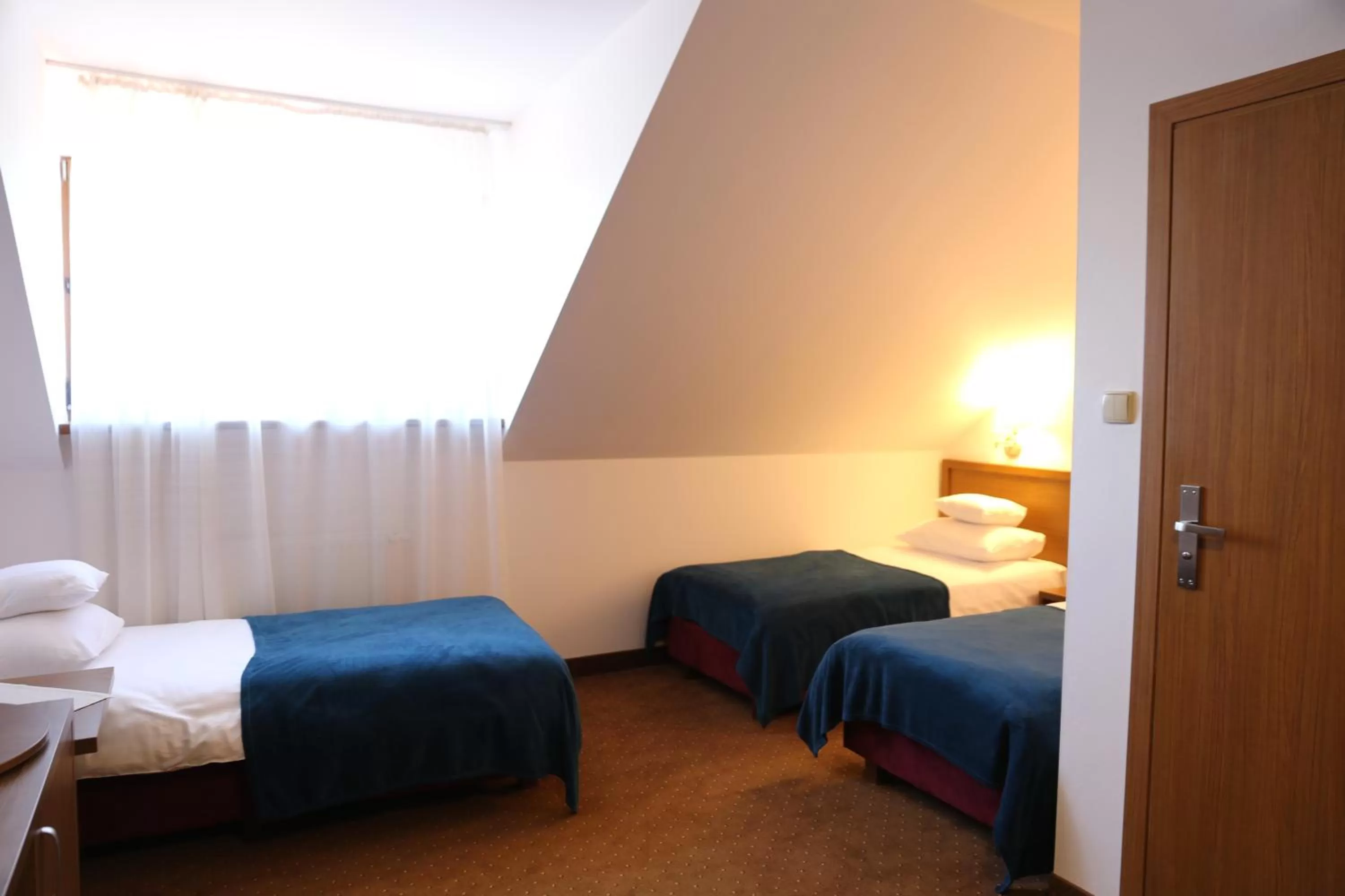 Bed in HOTEL CICHA WODA NIEPORĘT