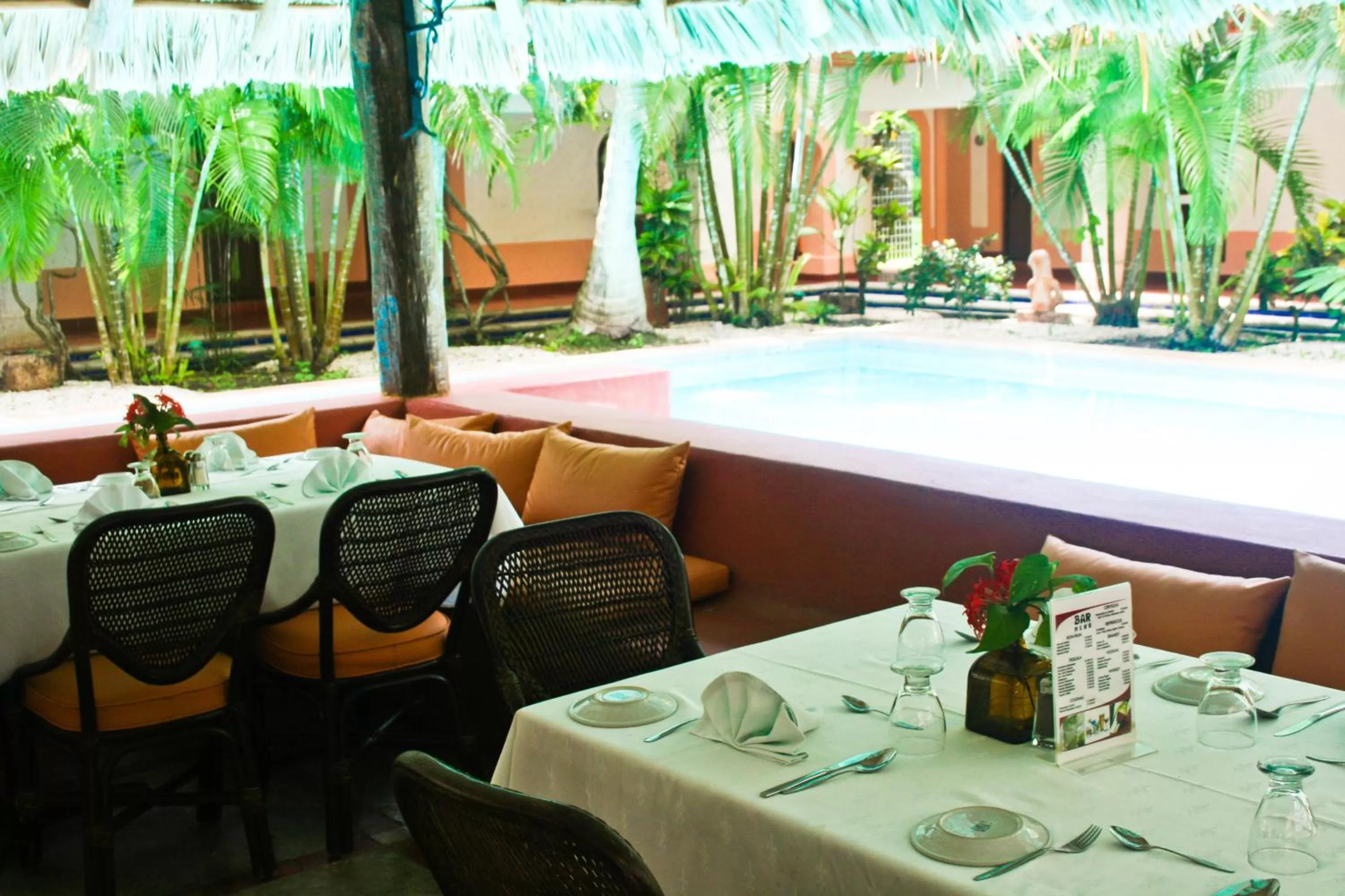 Restaurant/places to eat in Villas Arqueologicas Chichen Itza