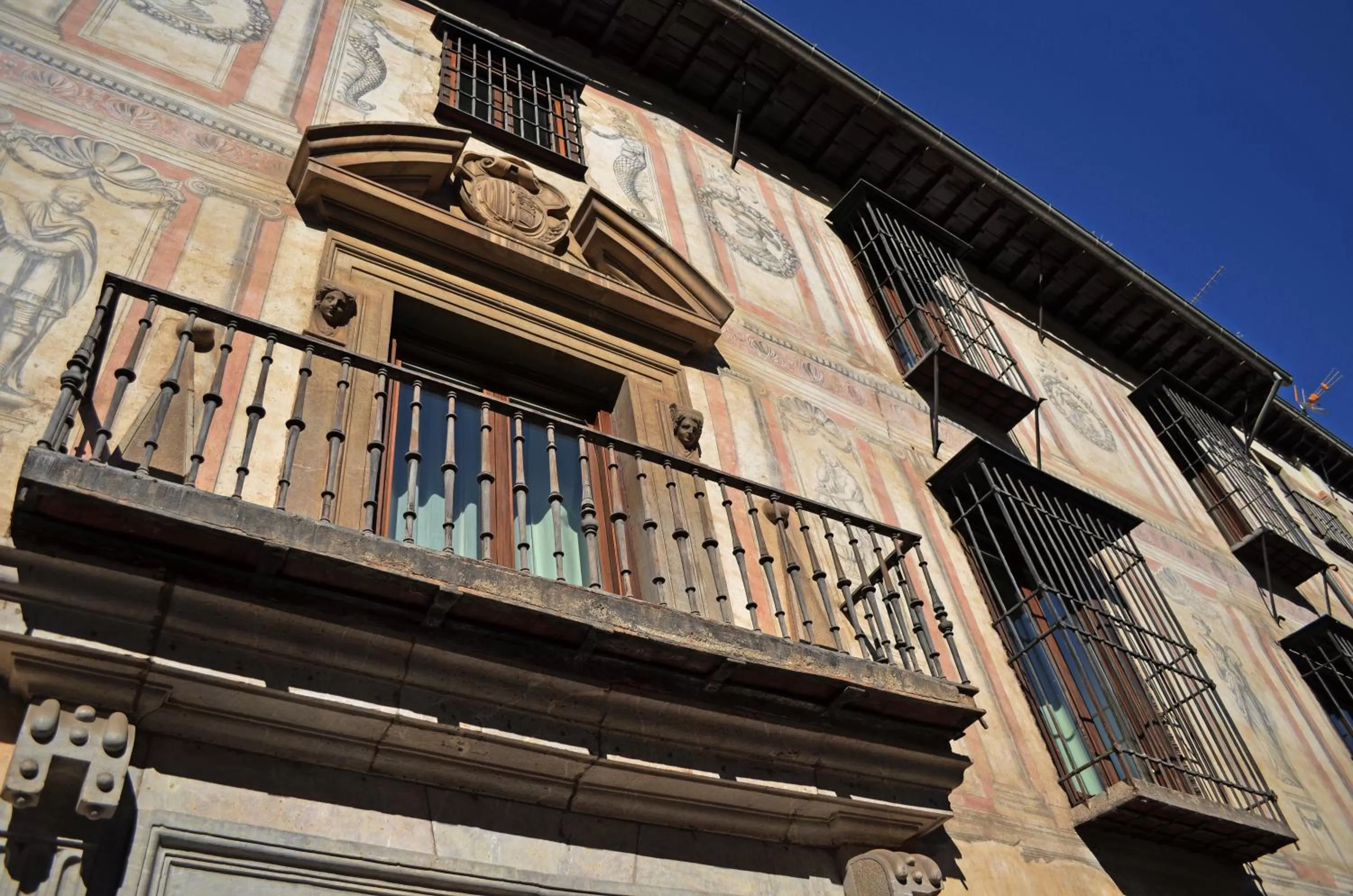 Property building in Shine Albayzín