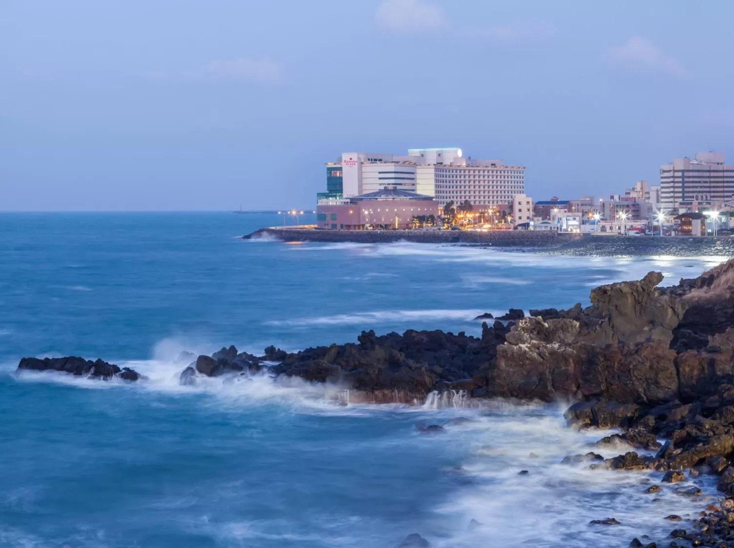 Property building in Ramada Plaza by Wyndham Jeju Ocean Front