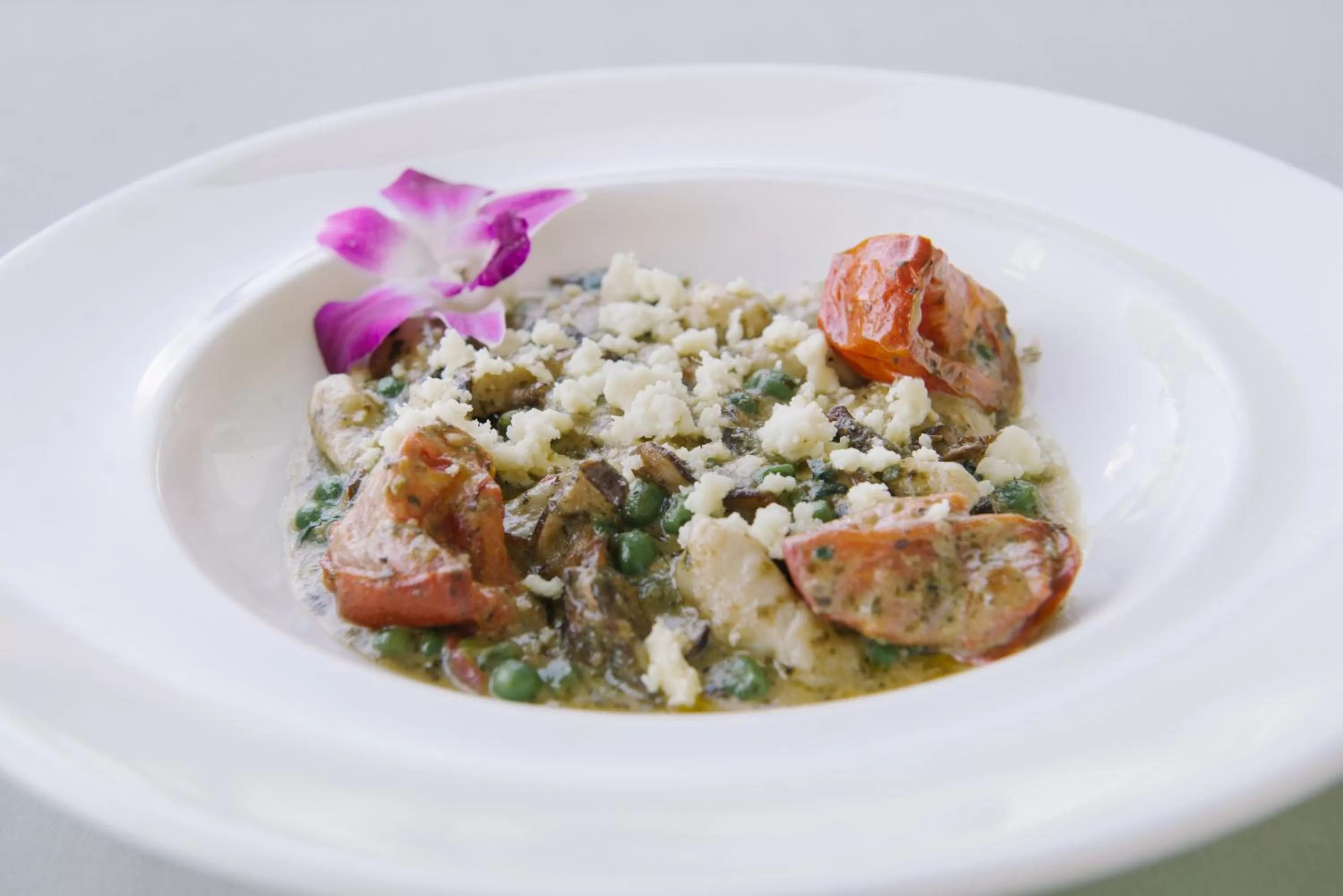 Food and drinks in Eagle Mountain House and Golf Club