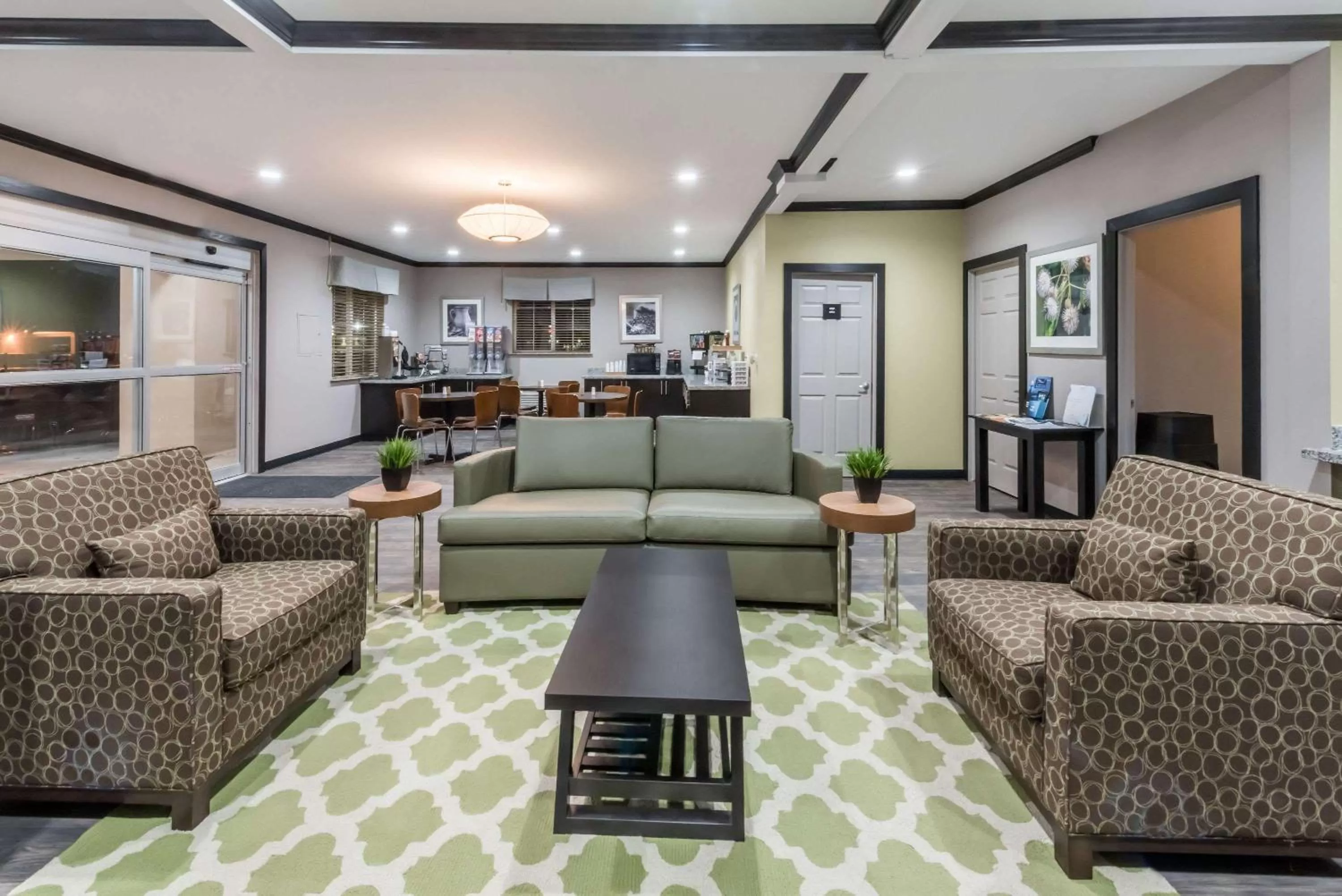 Lobby or reception, Seating Area in Super 8 by Wyndham Colorado City