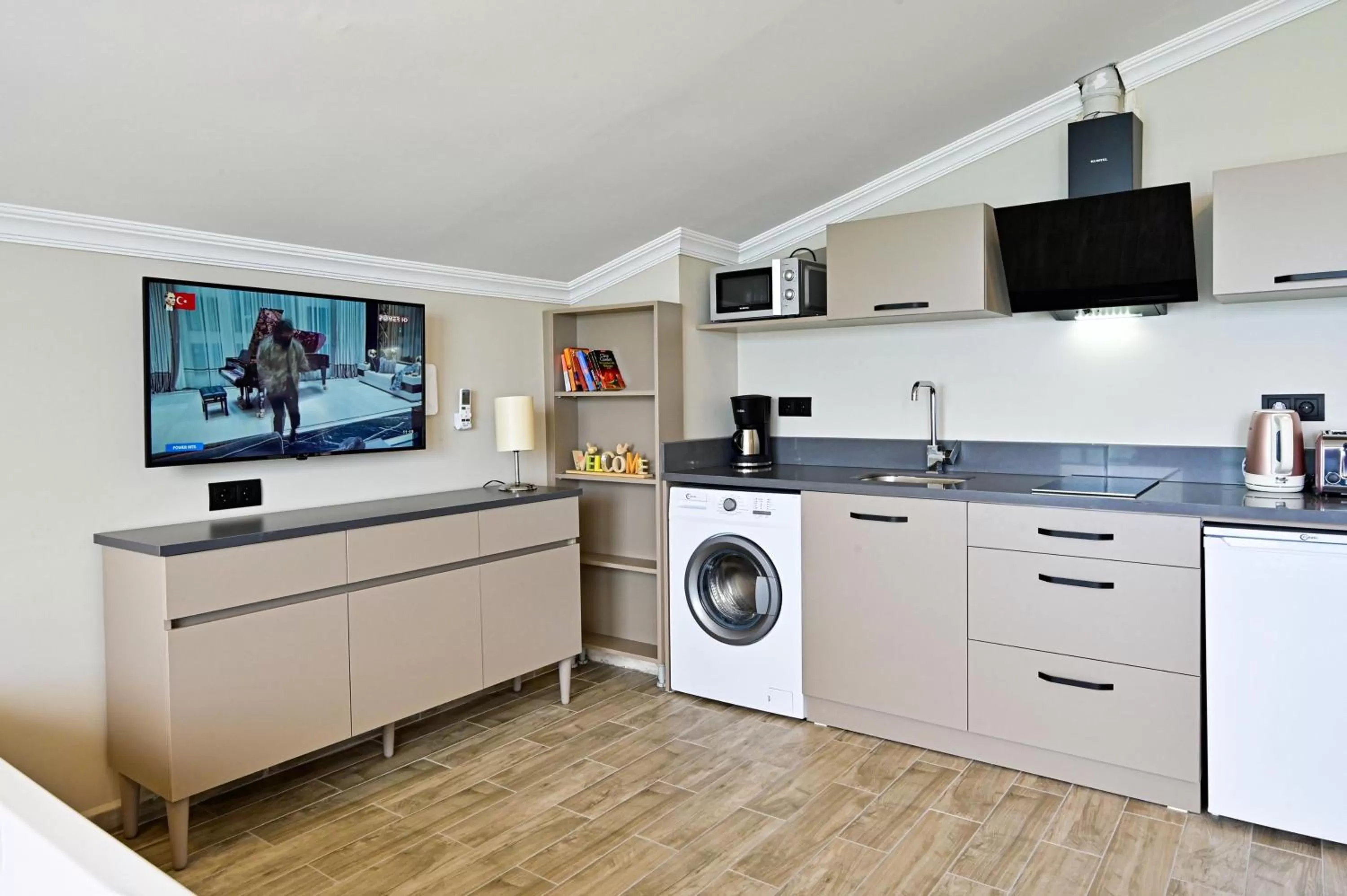 TV and multimedia in IDEE SUİTES Fethiye