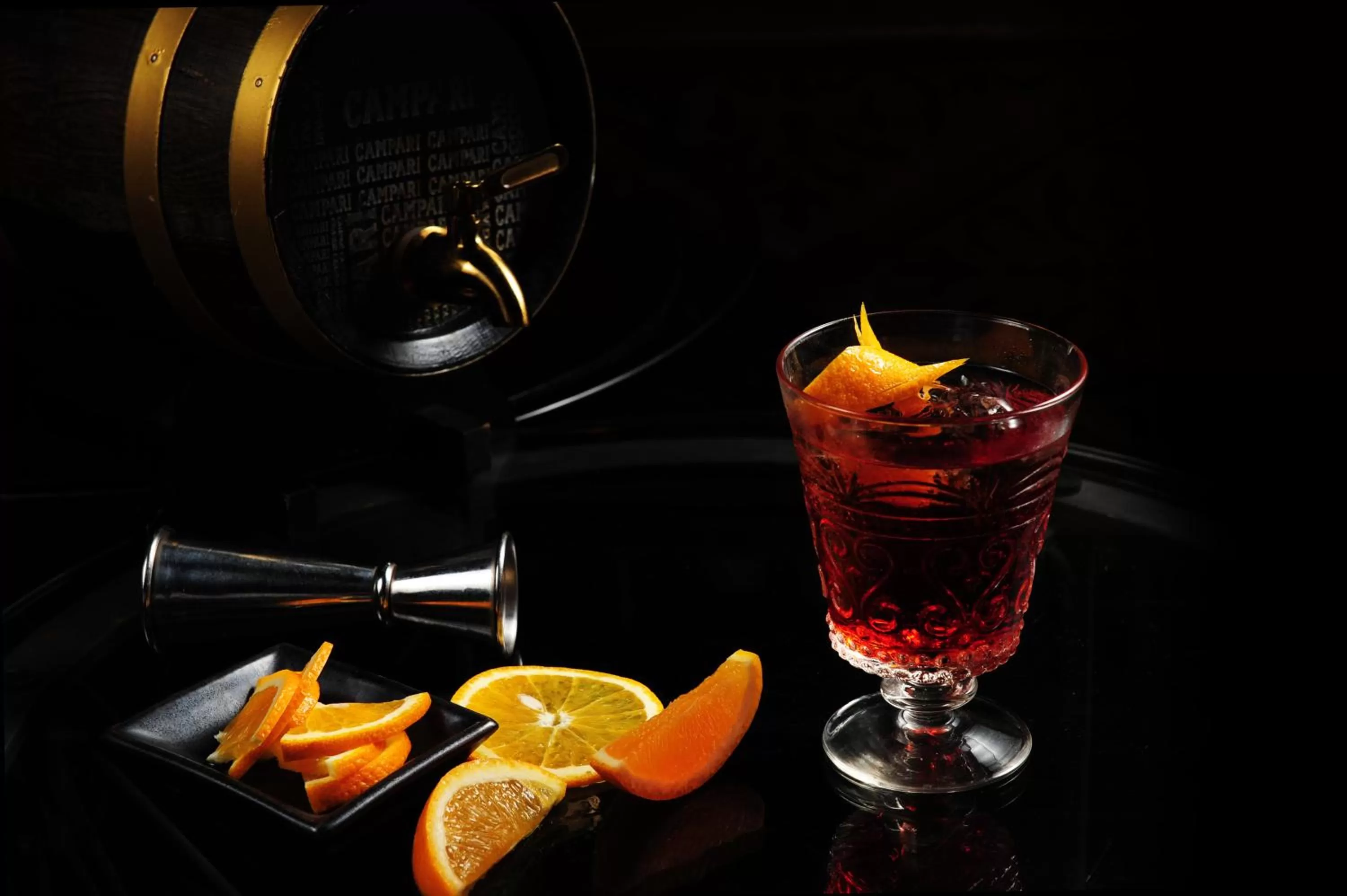 Food and drinks in Hotel Muse Bangkok Langsuan - MGallery